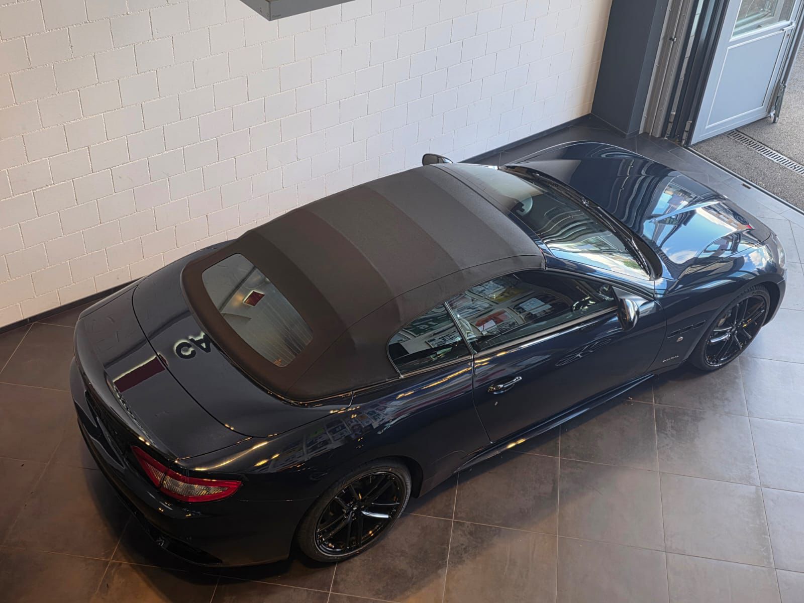 MASERATI GranCabrio Sport Automatica-showroom-element-3