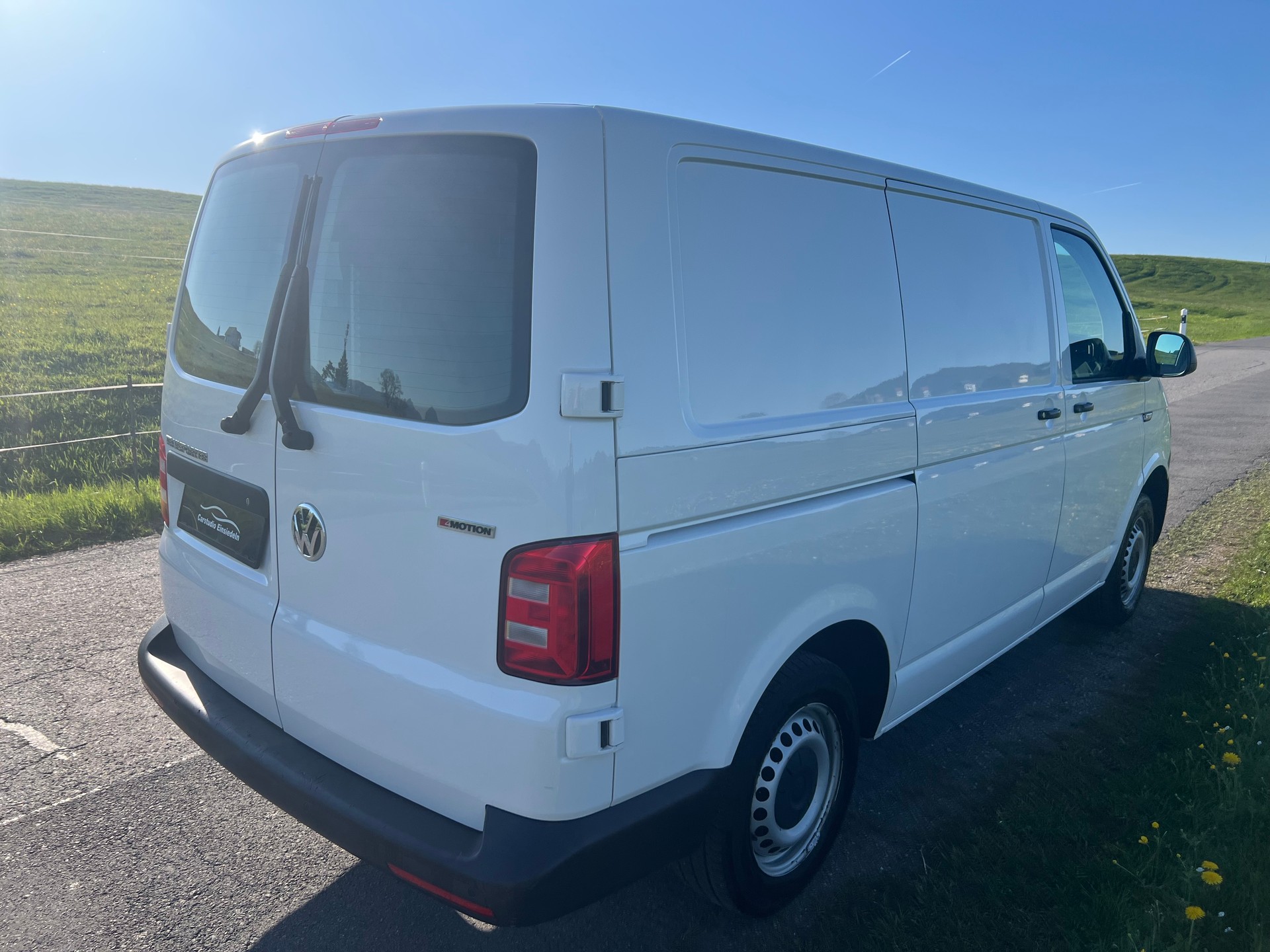 VW T6 2.0 TDI 4Motion Inkl. Innenausbau!-image-5