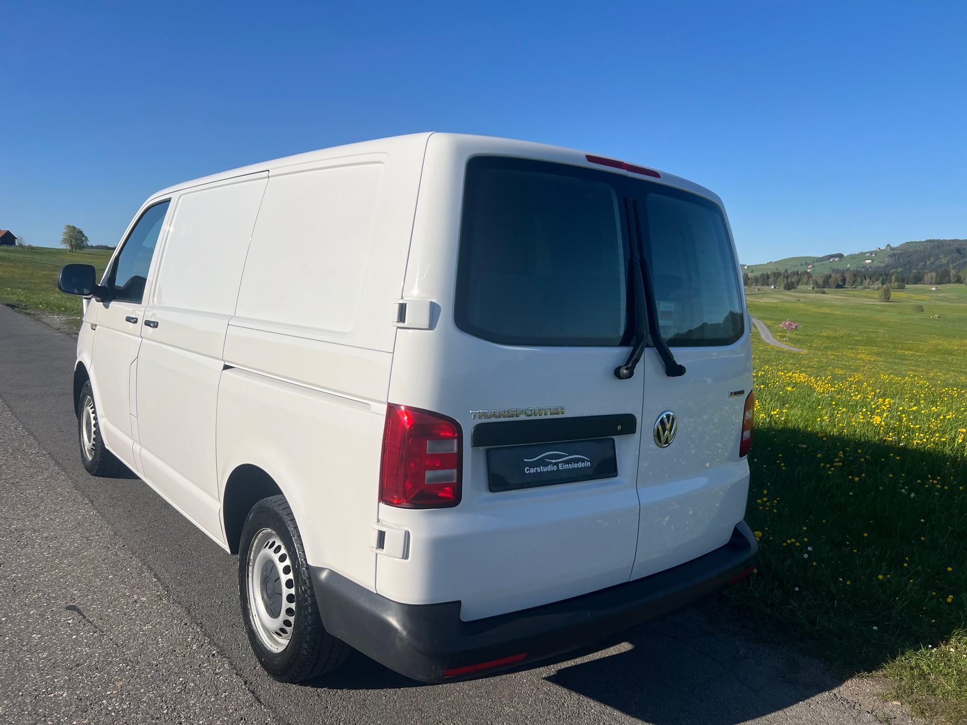 VW T6 2.0 TDI 4Motion Inkl. Innenausbau!-image-3