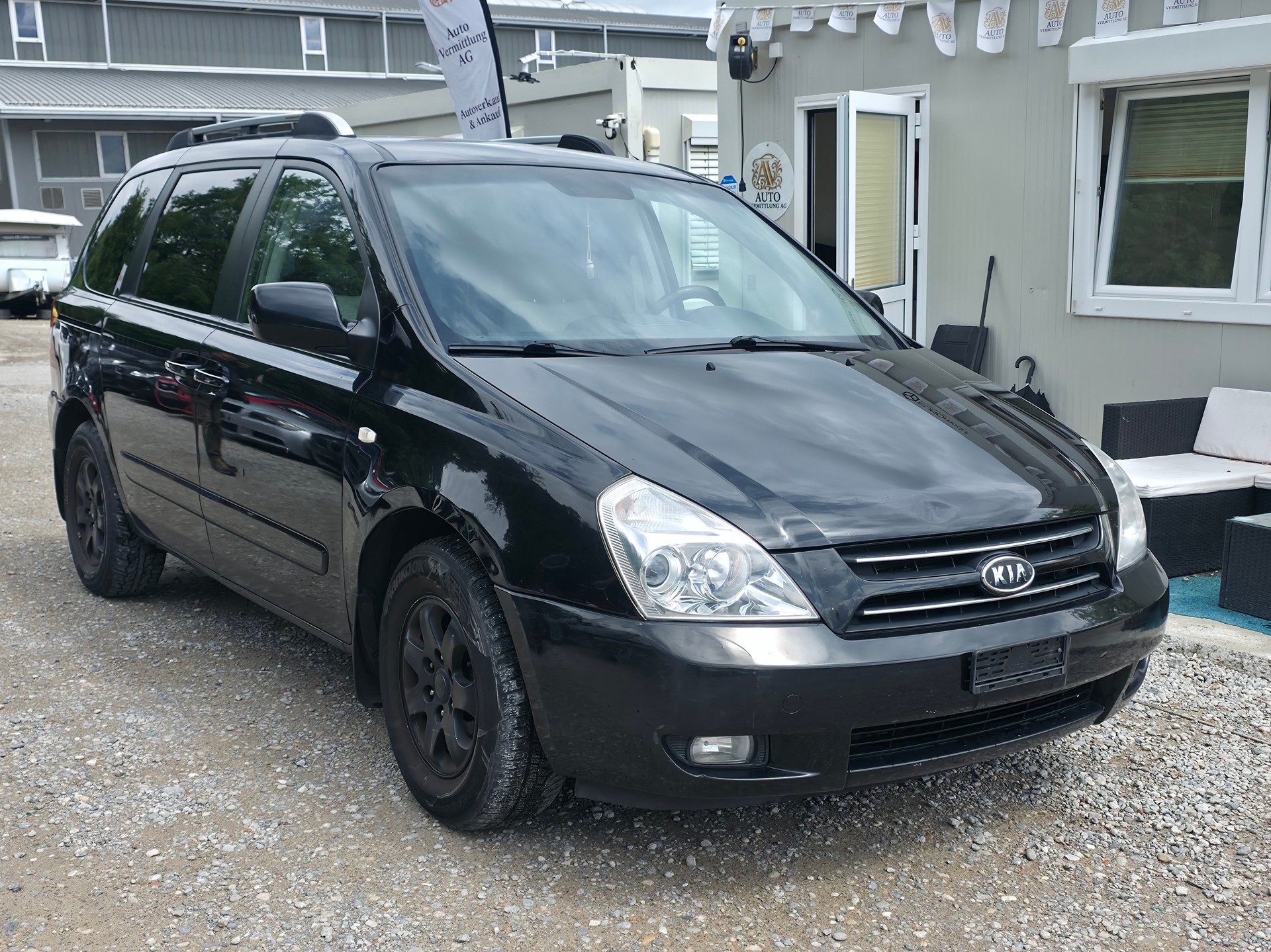KIA Carnival 2.9 CRDi Trend *** Frisch ab MFK / Frisch ab Service / Automat / Gratis Lieferung ***-showroom-element-2