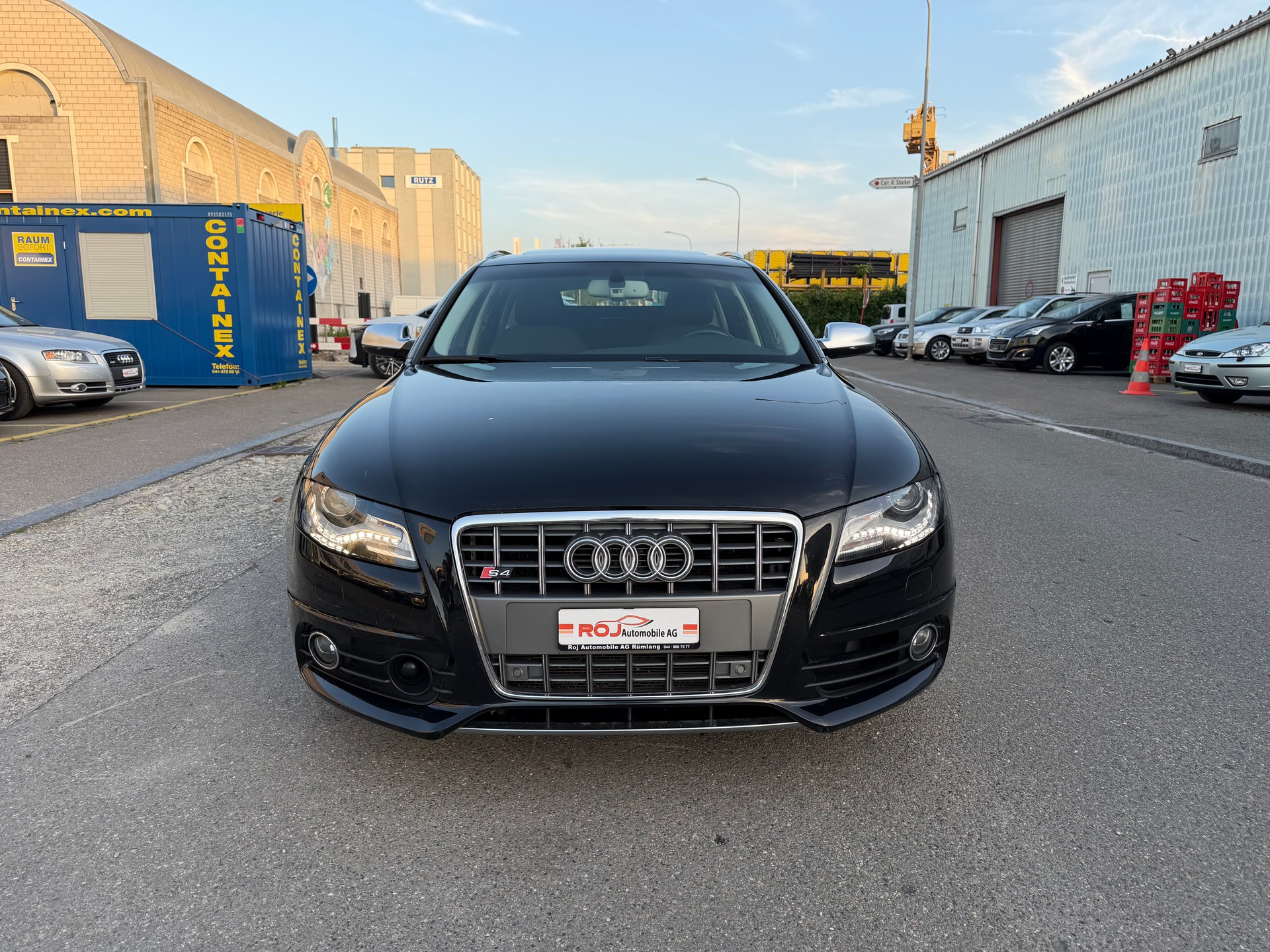 AUDI S4 Avant 3.0 TFSI quattro S-tronic-showroom-element-2