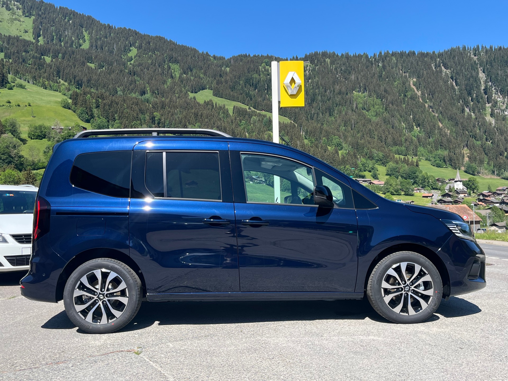 RENAULT Kangoo 1.3 TCe 130 PF Techno-image-1