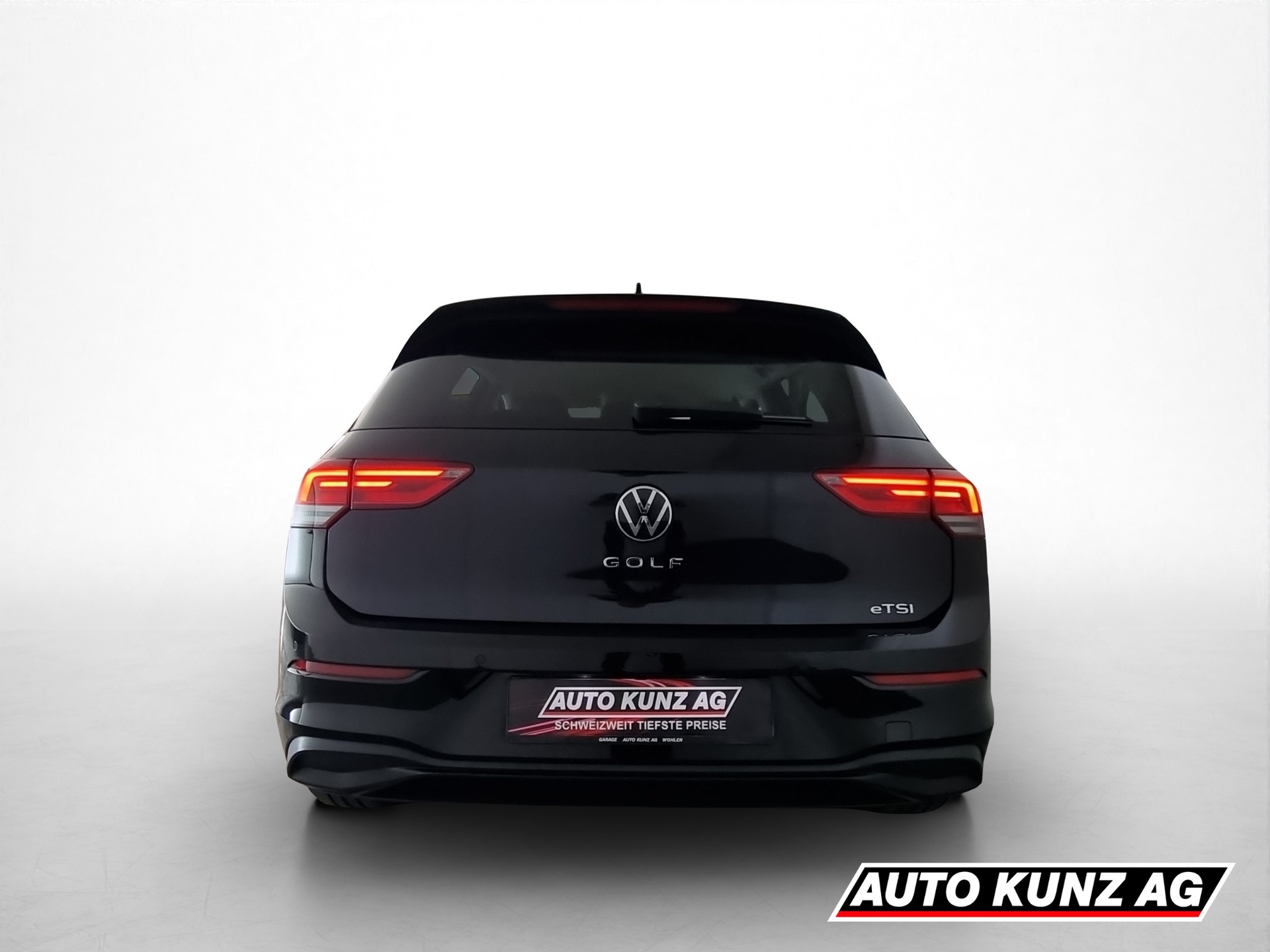 VW Golf 8 1.0 eTSI Life DSG-image-4