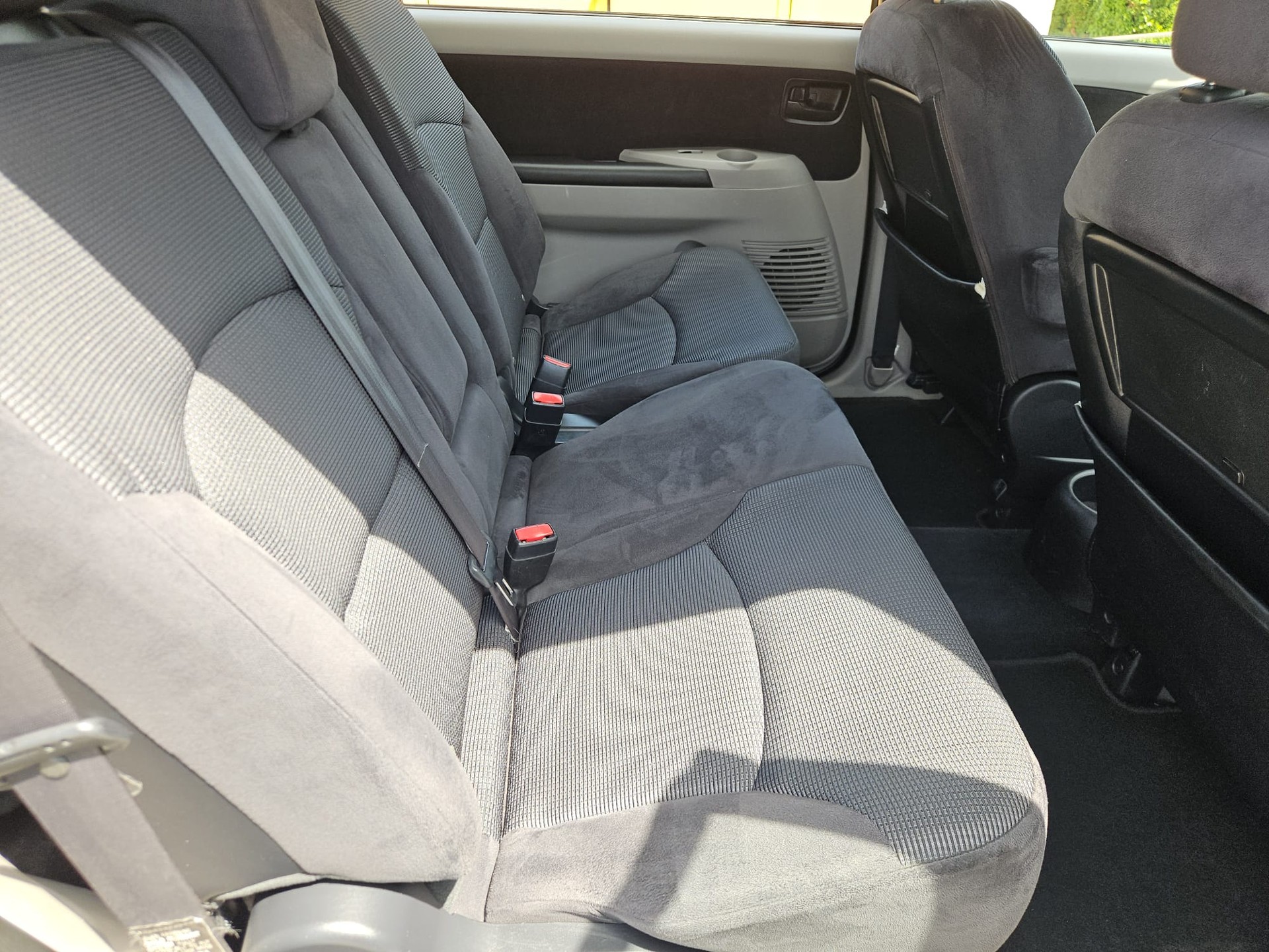 MITSUBISHI Grandis 2.0 16V DID Celebration 30-image-7