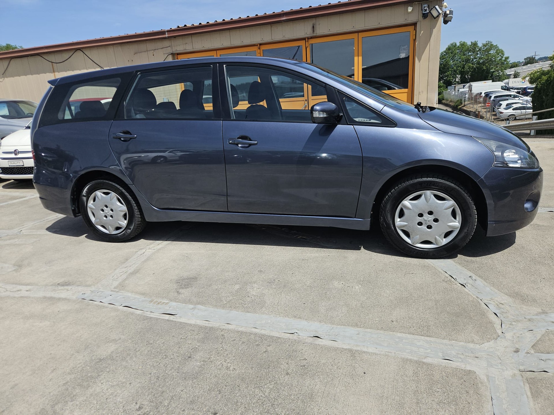 MITSUBISHI Grandis 2.0 16V DID Celebration 30-image-4