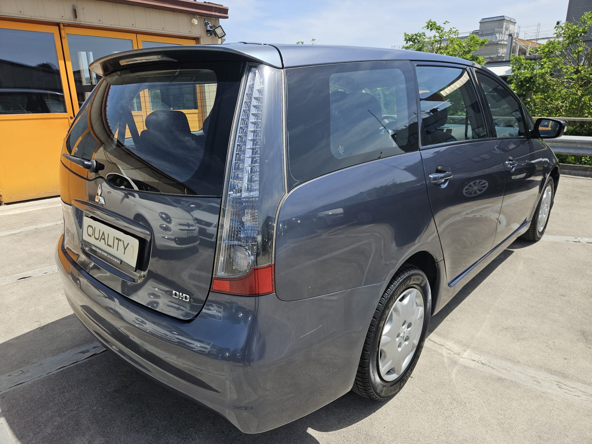 MITSUBISHI Grandis 2.0 16V DID Celebration 30-showroom-element-3