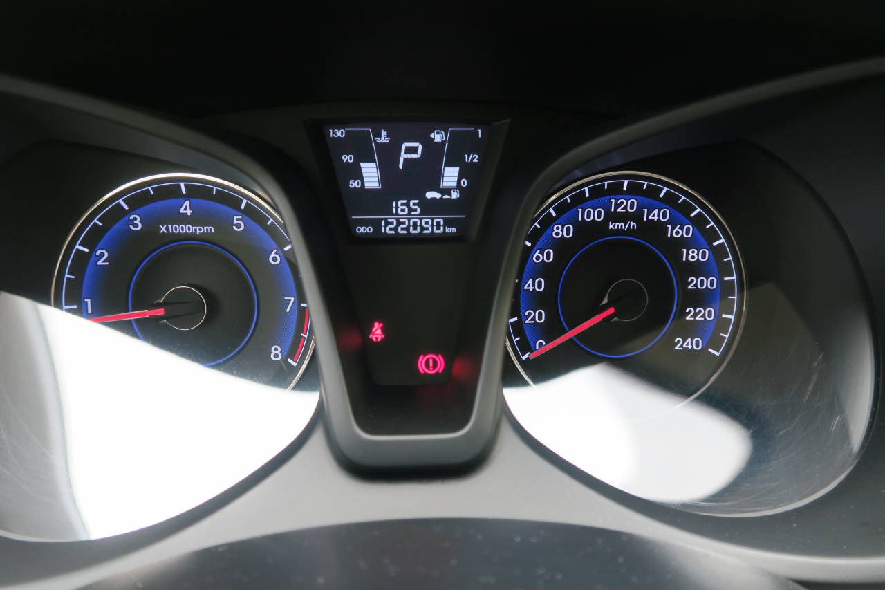 HYUNDAI ix20 1.6 Amplia-image-6