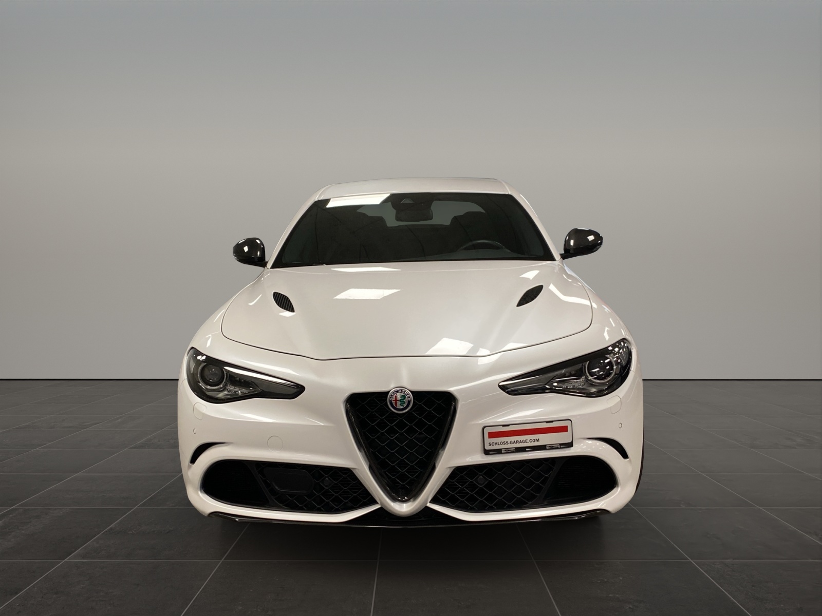 ALFA ROMEO Giulia 2.9 V6 Biturbo Quad-showroom-element-1