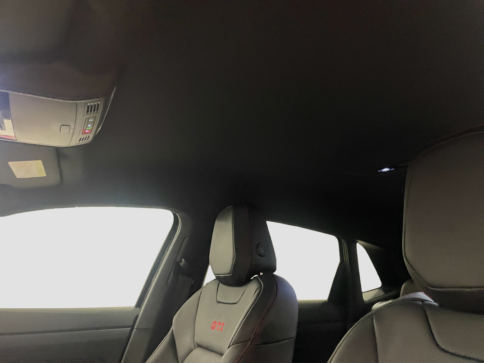 VW Polo 2.0 TSI GTI DSG-image-15