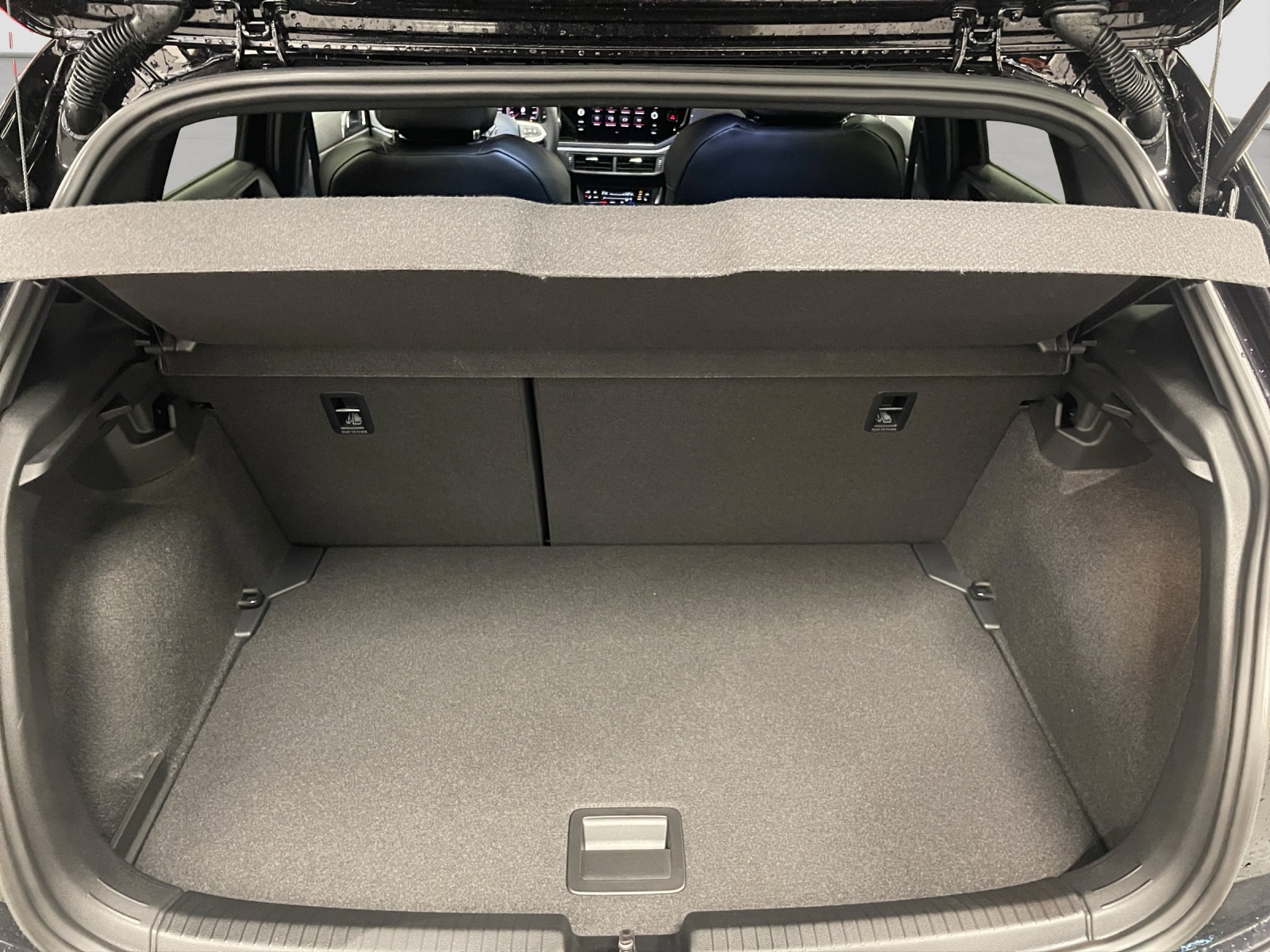 VW Polo 2.0 TSI GTI DSG-image-14