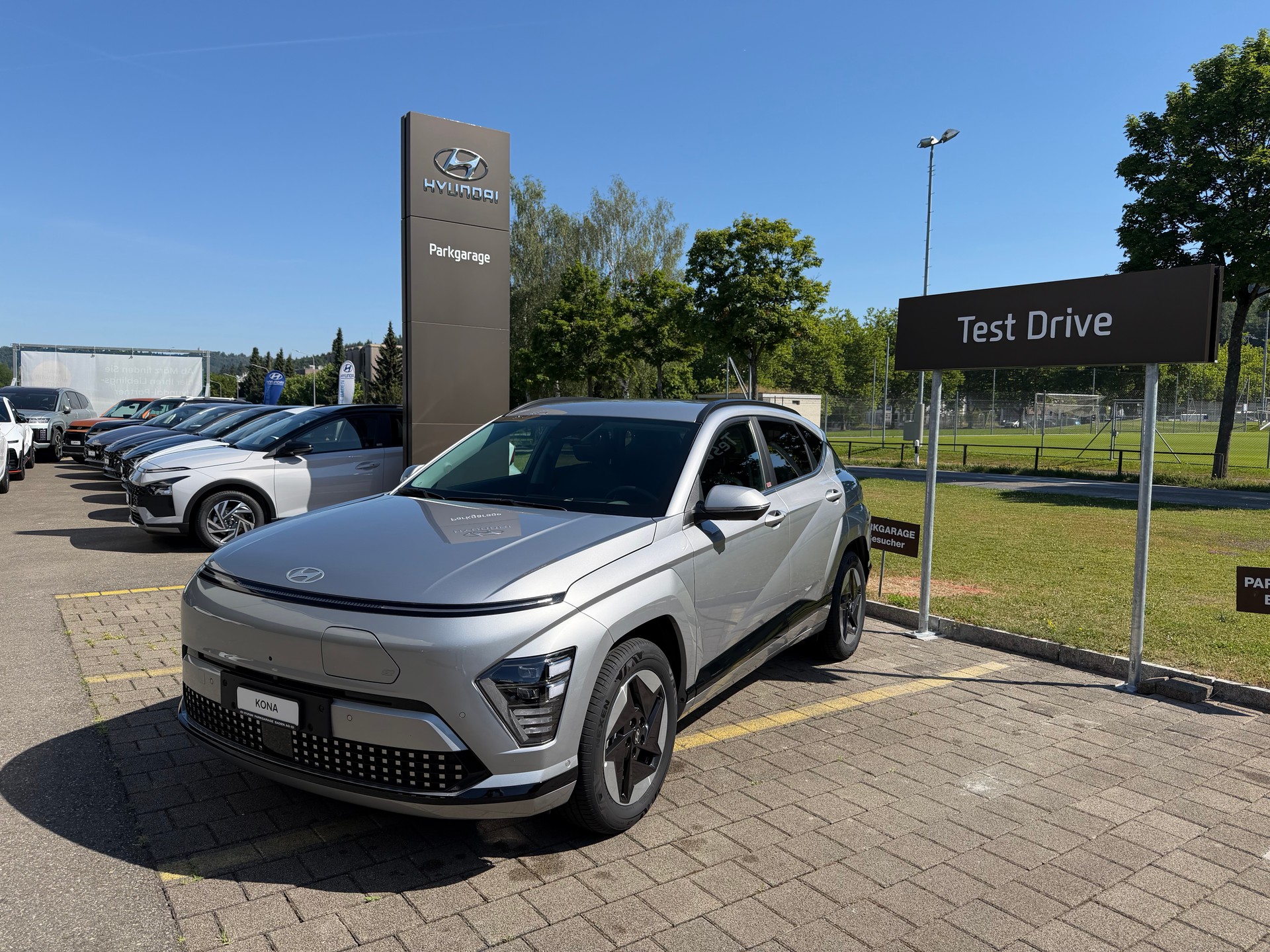 HYUNDAI Kona EV 65.4 kWh Amplia