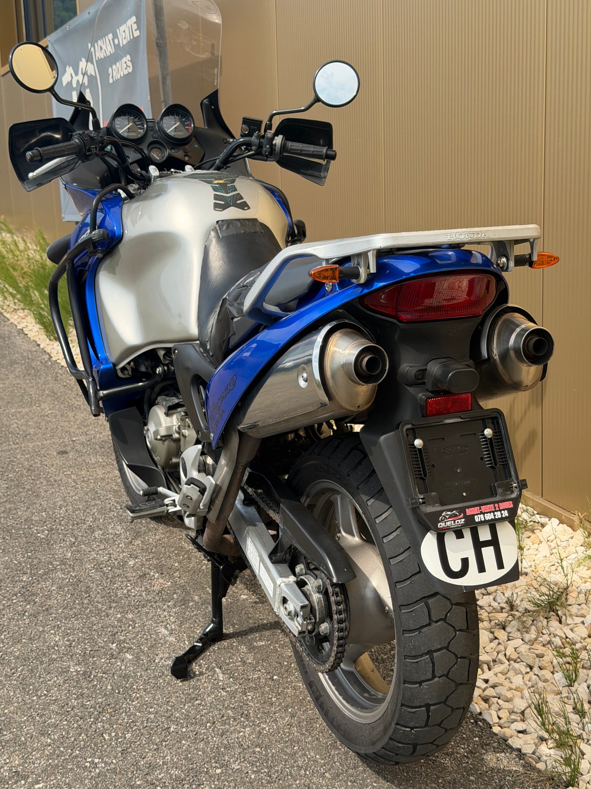 HONDA XL 1000 V Varadero-image-12