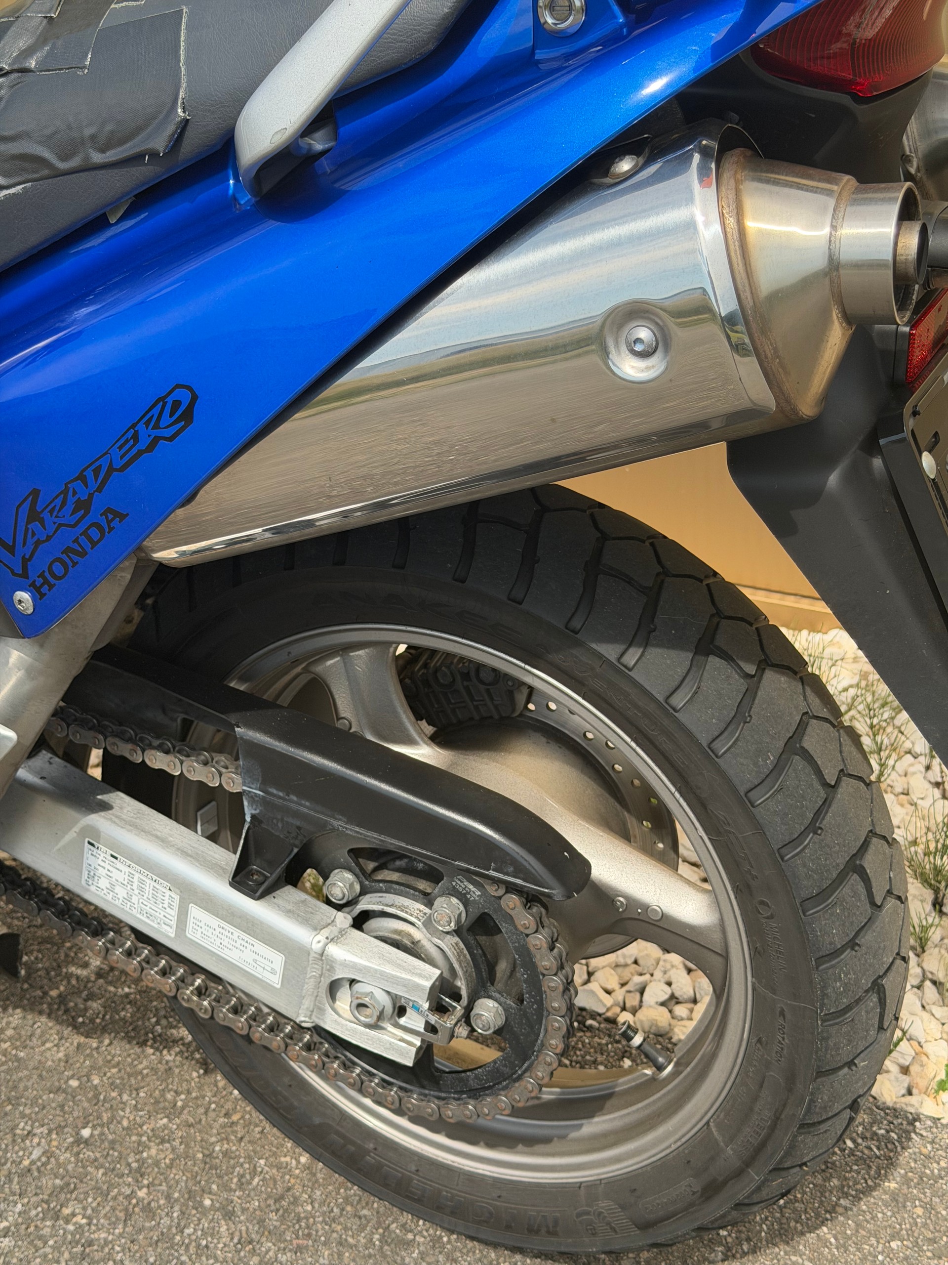 HONDA XL 1000 V Varadero-image-14