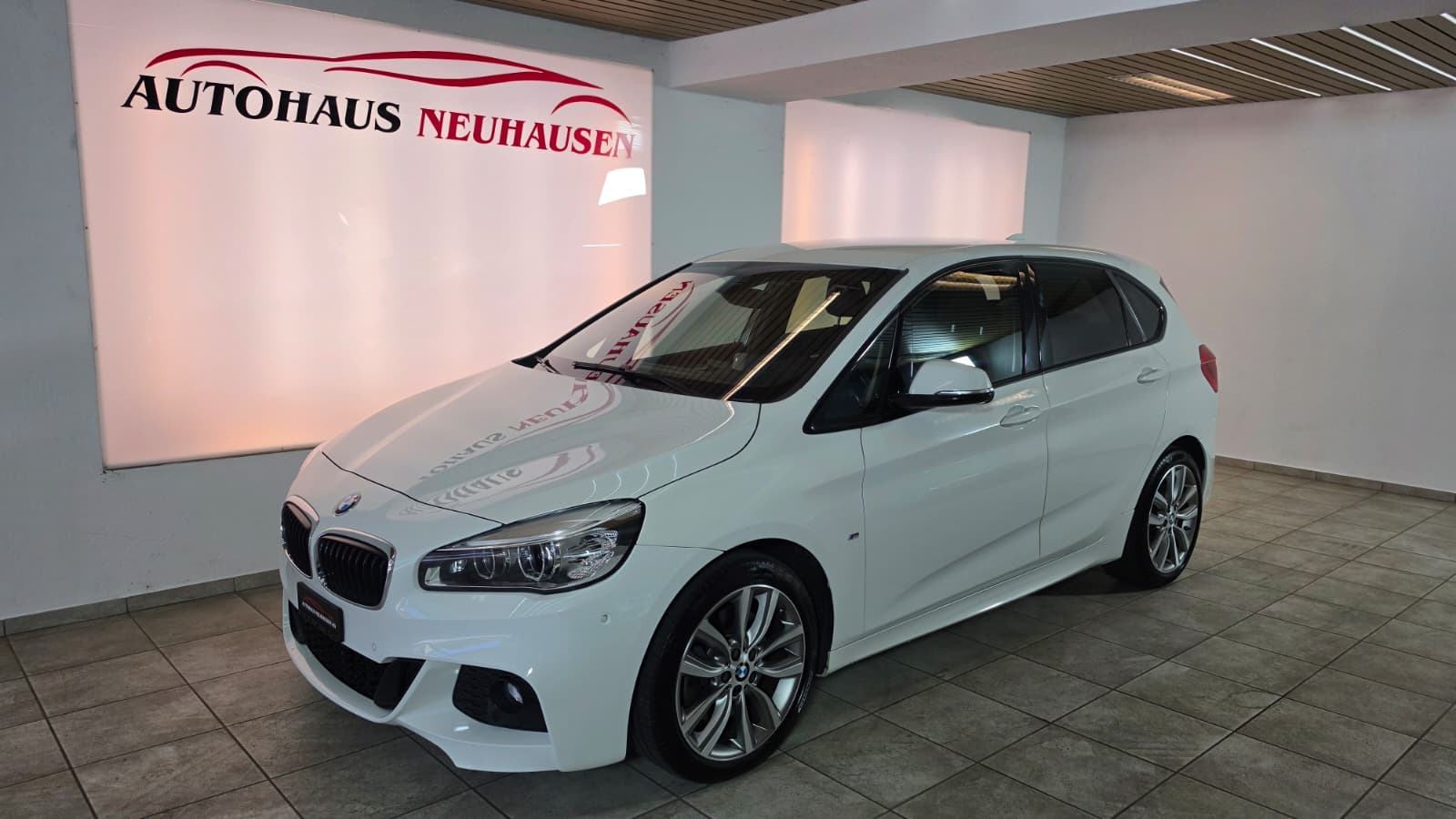 BMW 225i xDrive Active Tourer M Sport Steptronic Top Zustand, Schweizer Fahrzeug, Frisch ab MFK und Frisch ab Service