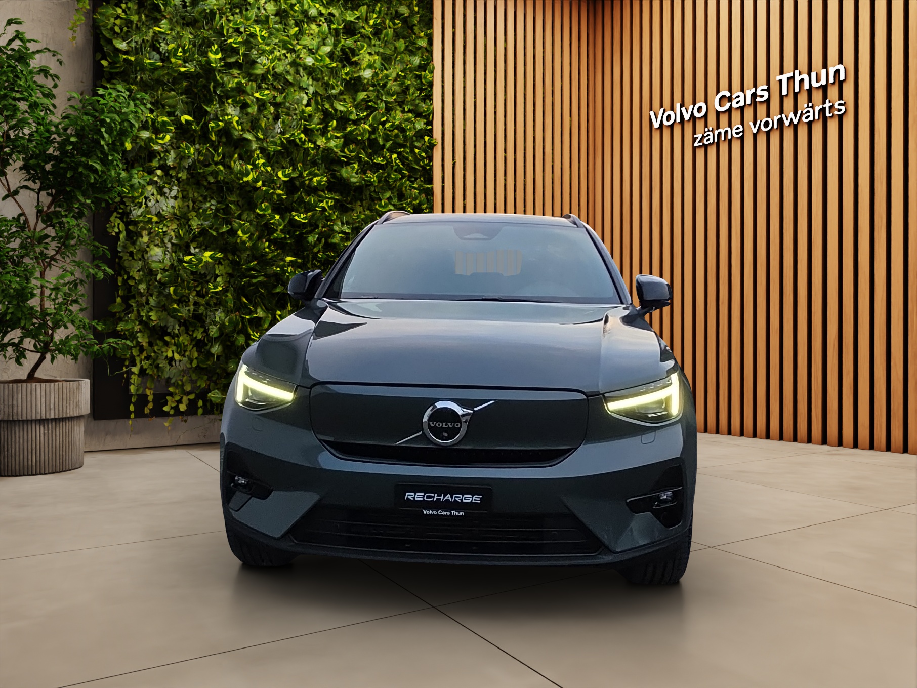 VOLVO EX40 Twin Performance Ultra AWD-showroom-element-1