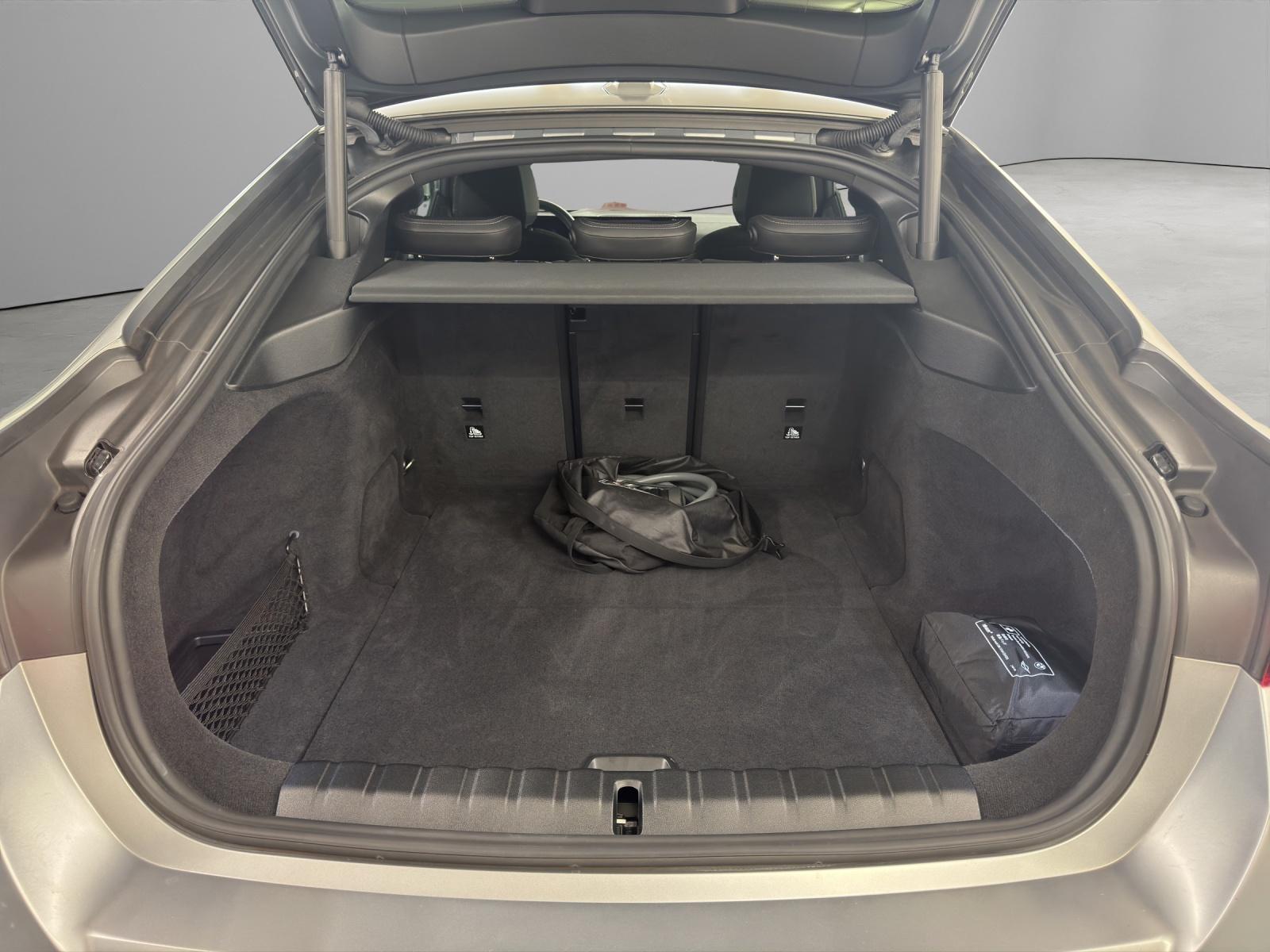 BMW i4 M50-image-9