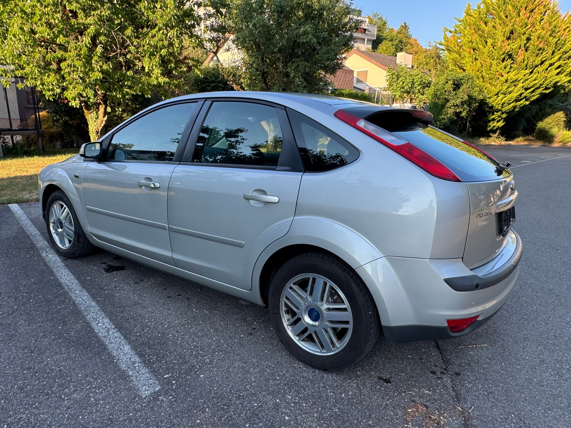 FORD Focus 2.0i Carving-image-1