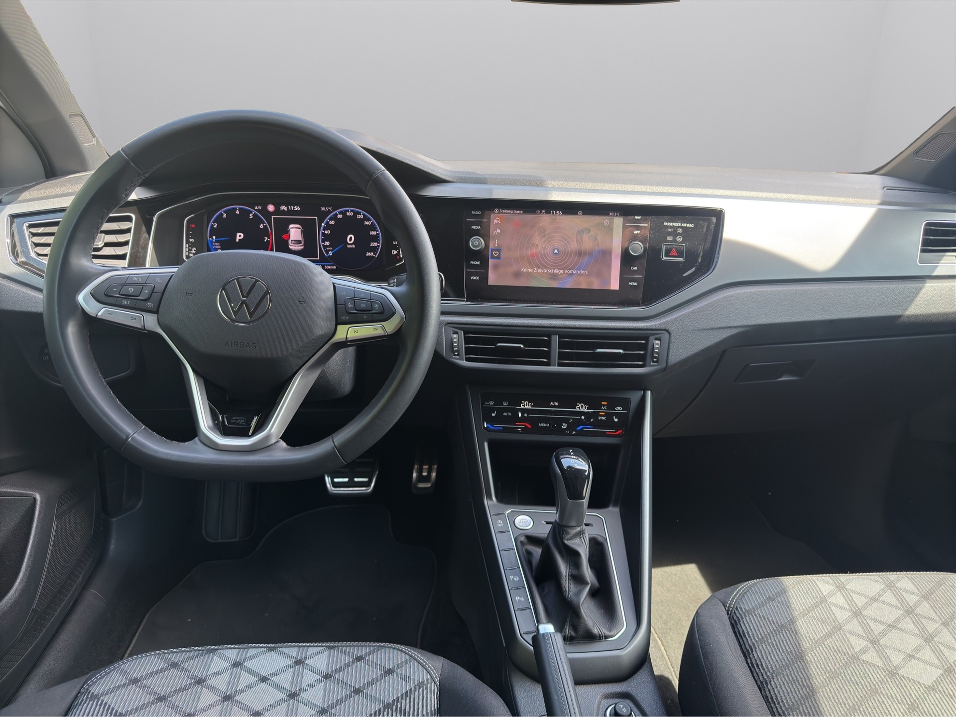 VW Taigo 1.5 TSI R-Line DSG-image-11