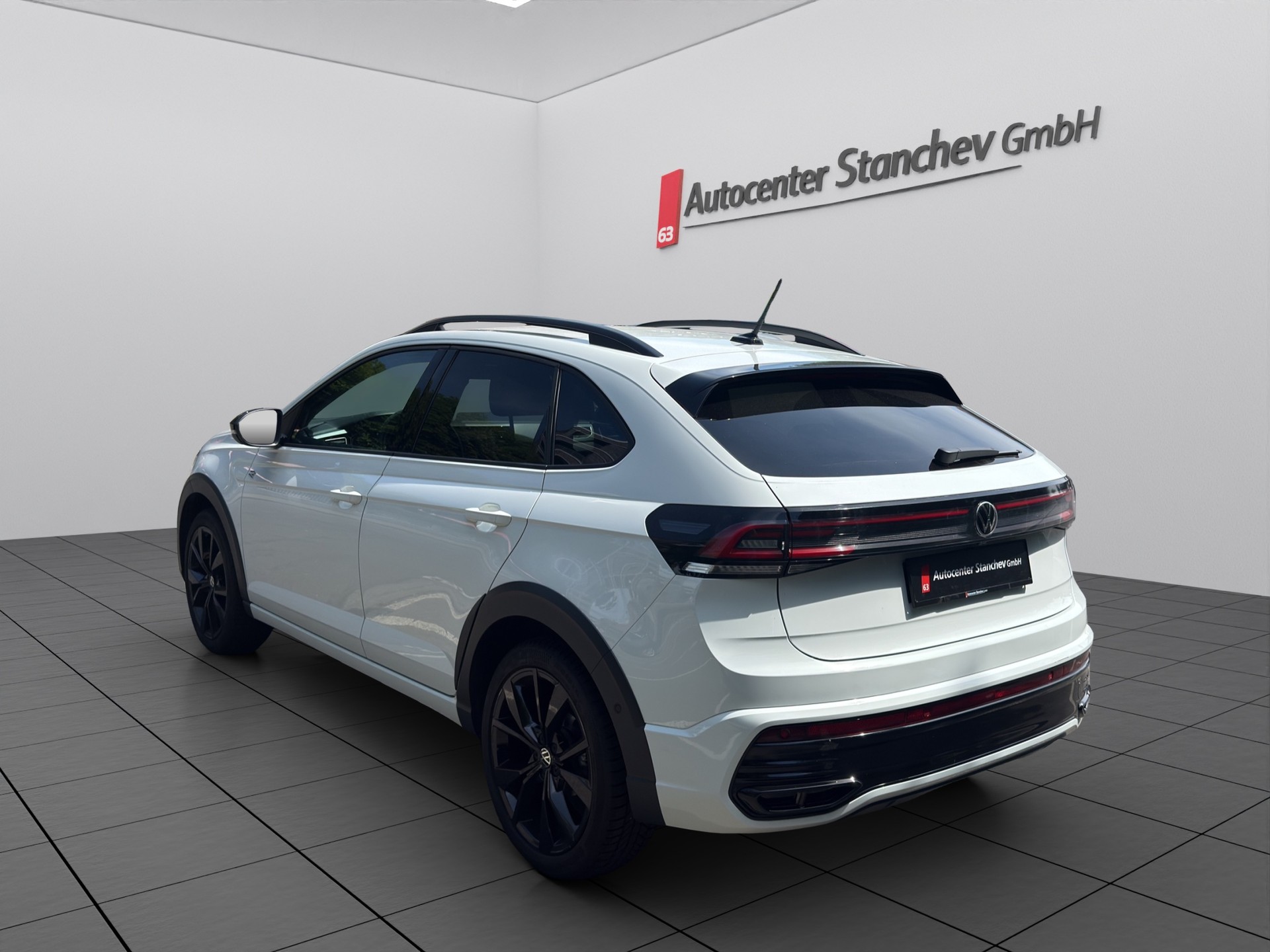 VW Taigo 1.5 TSI R-Line DSG-showroom-element-3