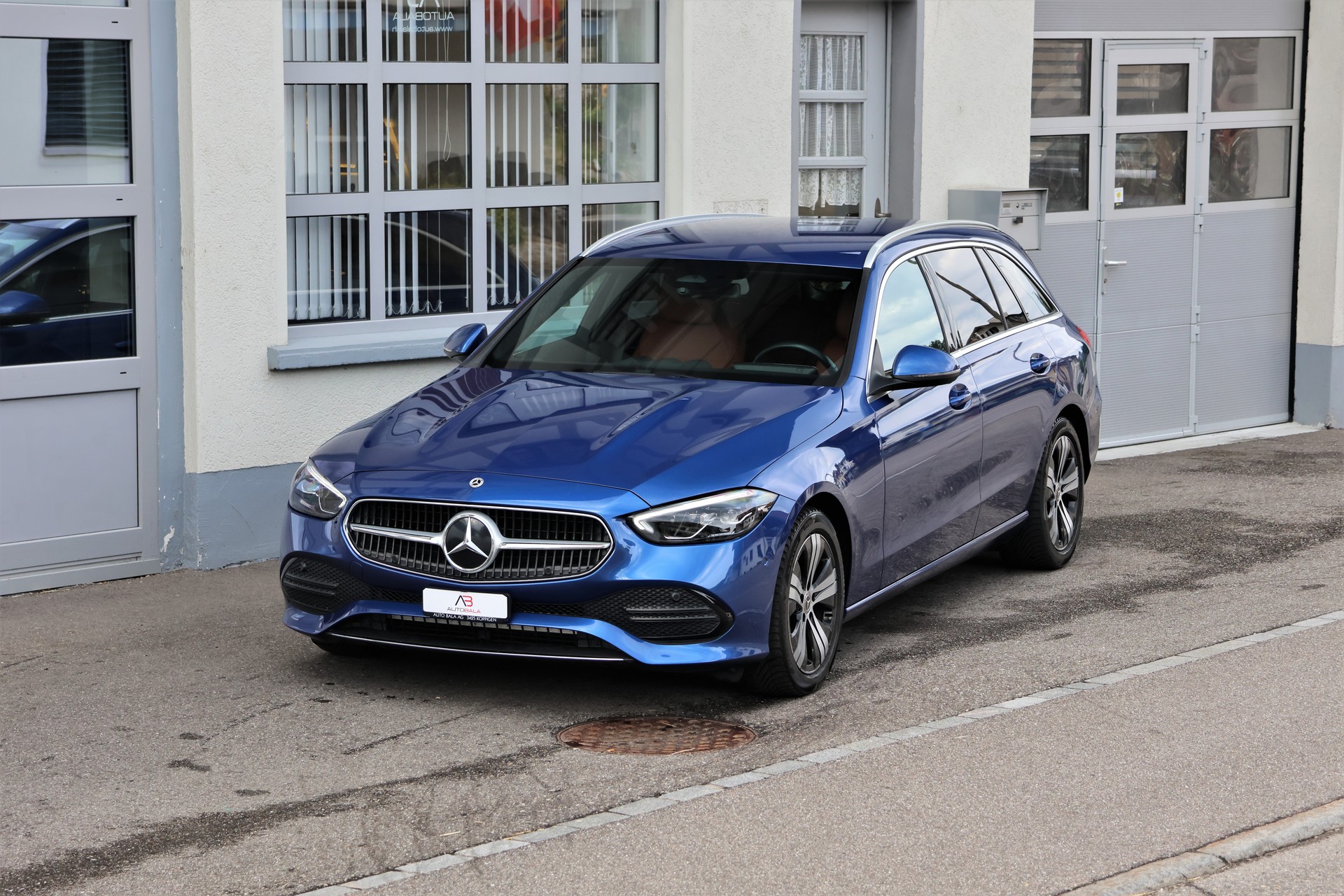 MERCEDES-BENZ C 220 d T 4Matic Avantgarde (CH)