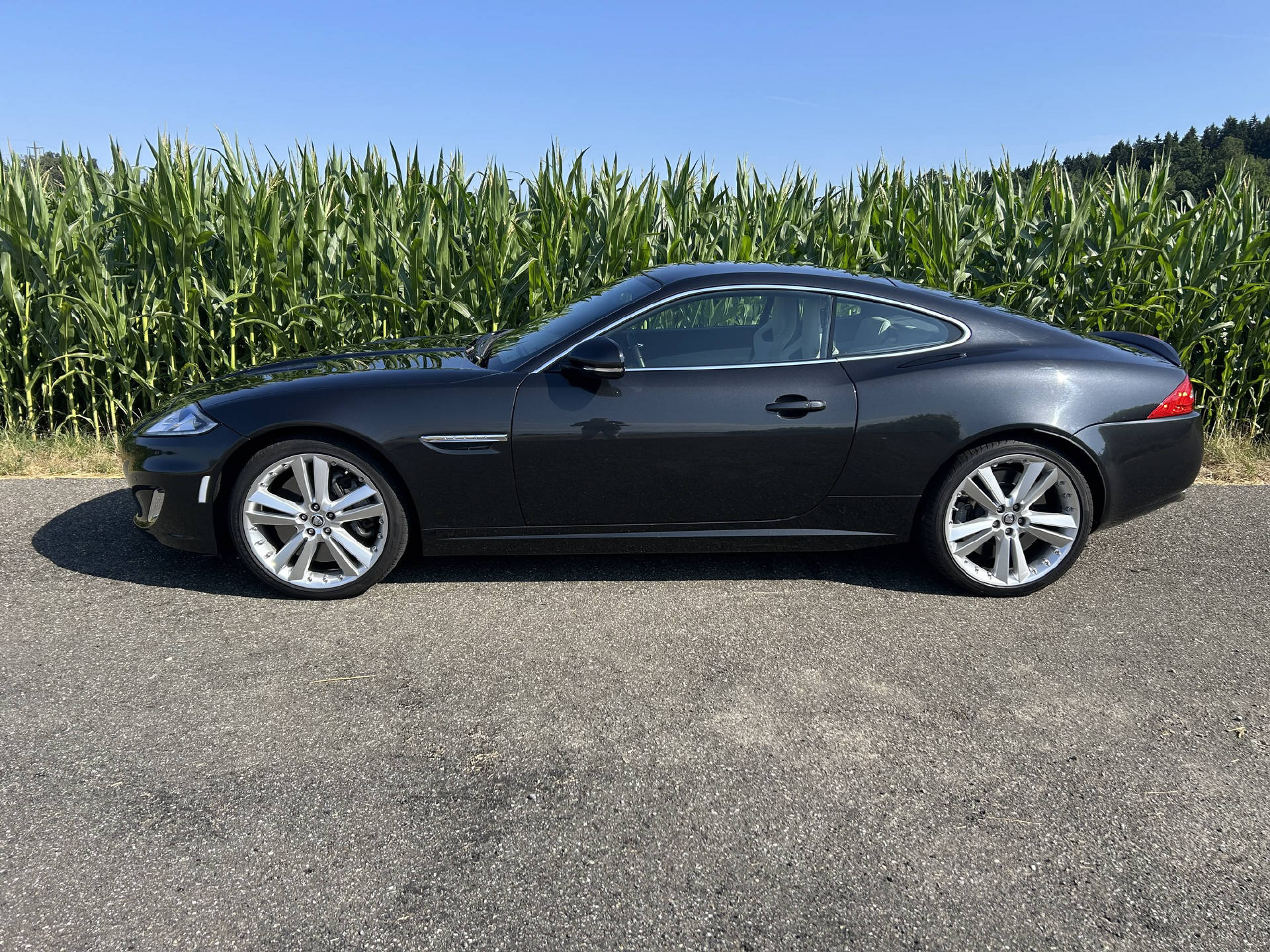 JAGUAR XKR Coupé 5.0 V8 Supercharged-showroom-element-1