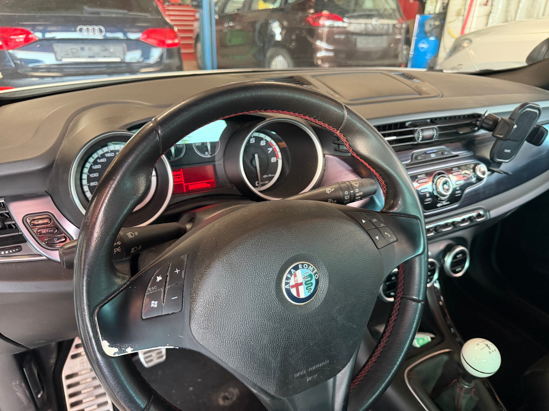 ALFA ROMEO Giulietta 1750 TBi Quadrifoglio Verde-image-7