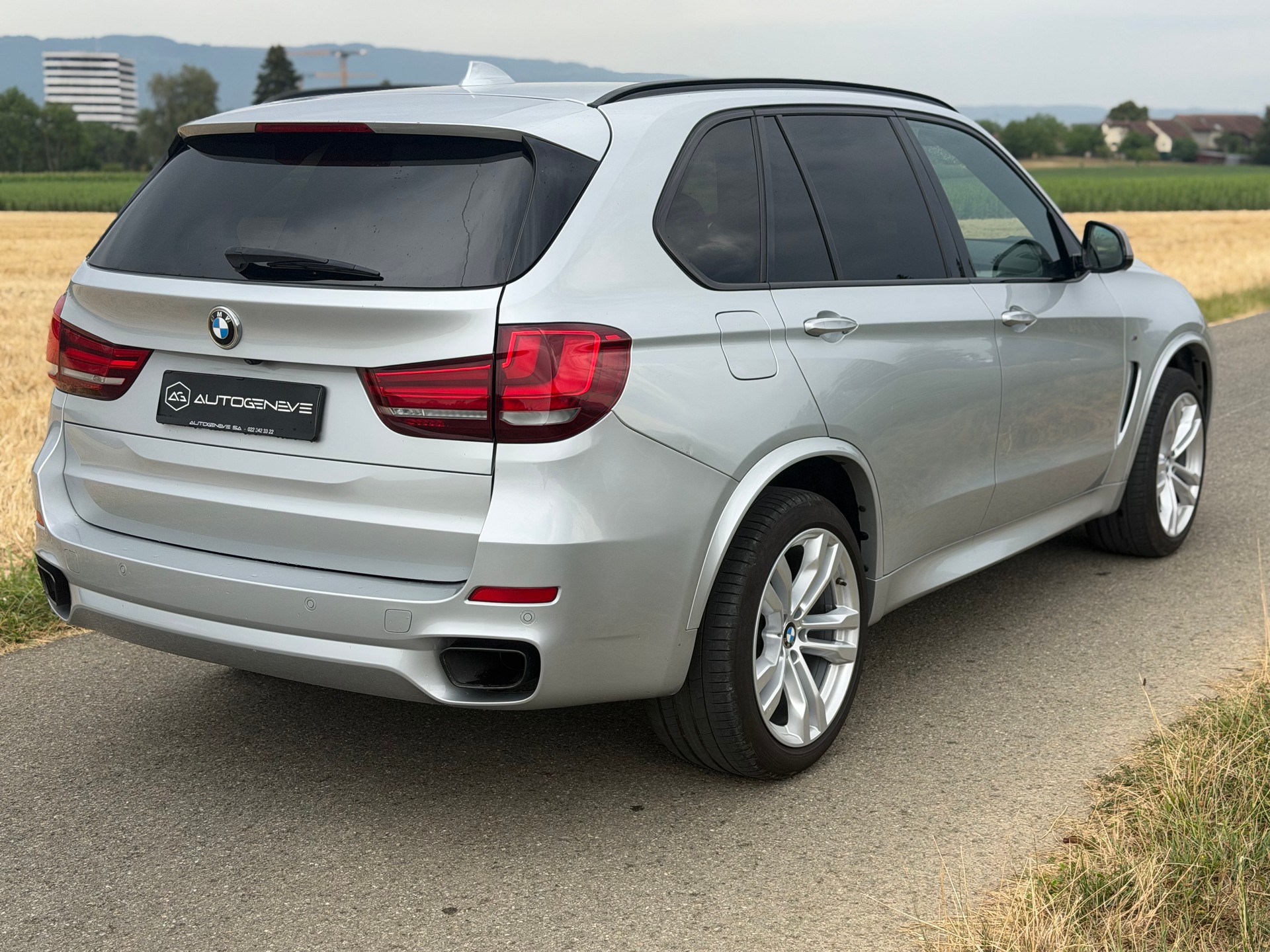 BMW X5 xDrive M50d Steptronic-image-6
