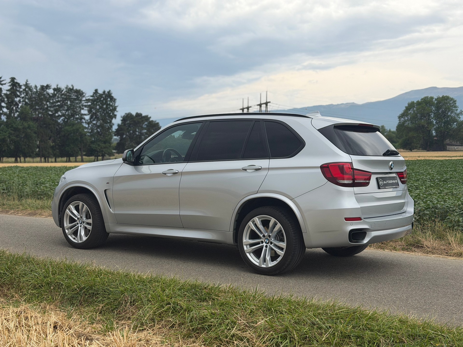 BMW X5 xDrive M50d Steptronic-image-9
