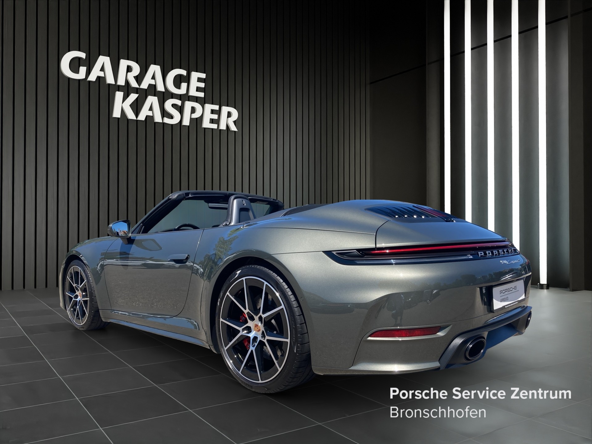 PORSCHE 911 Carrera S Cabriolet-showroom-element-2
