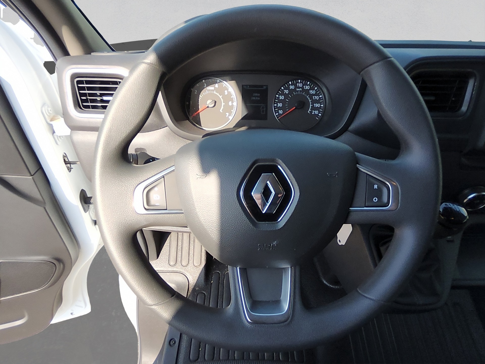 RENAULT Master T35 2.3 Blue dCi 135 L3H2-image-9