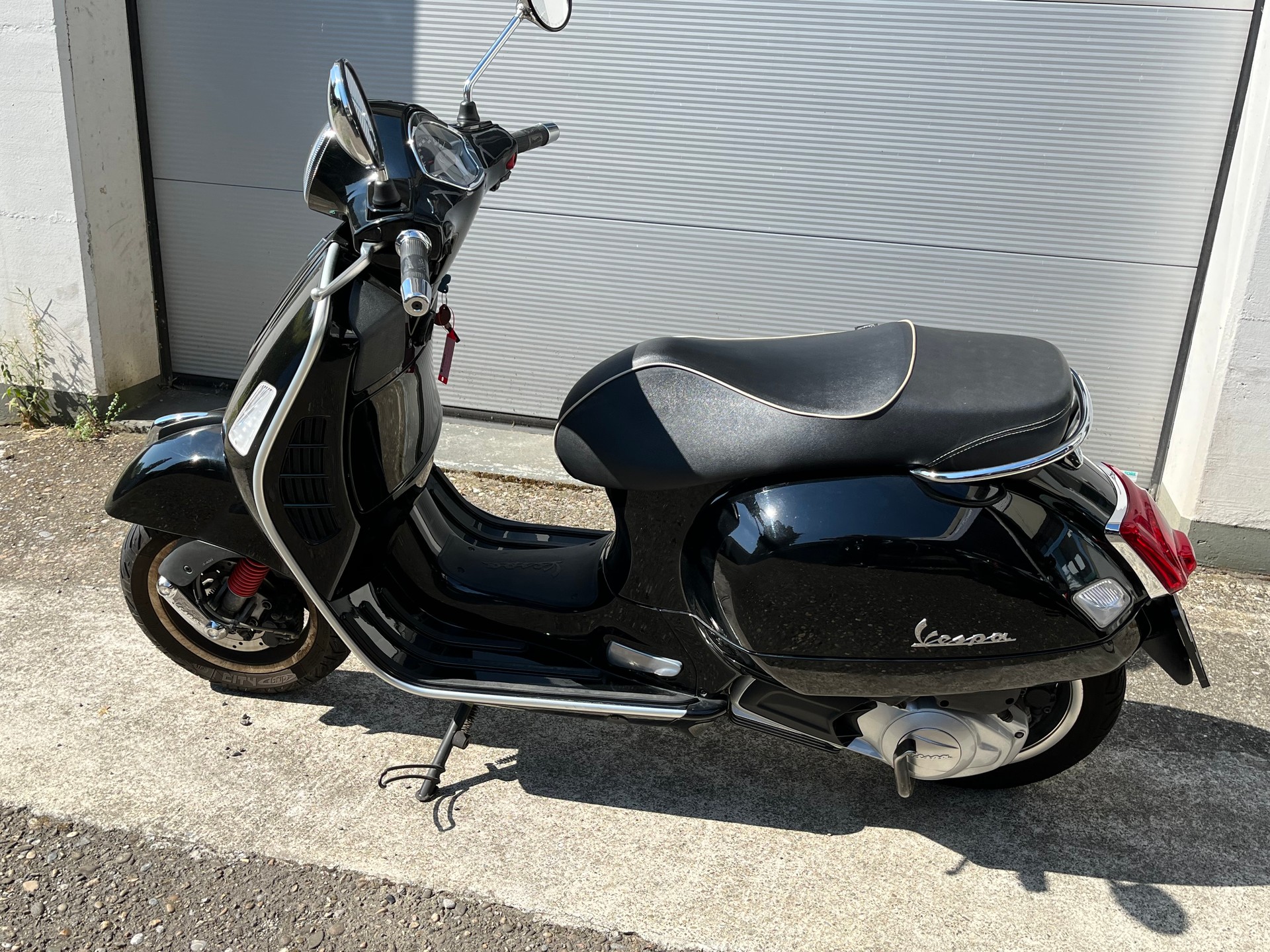 PIAGGIO Vespa GTS Super 125 i.e. ABS-image-7