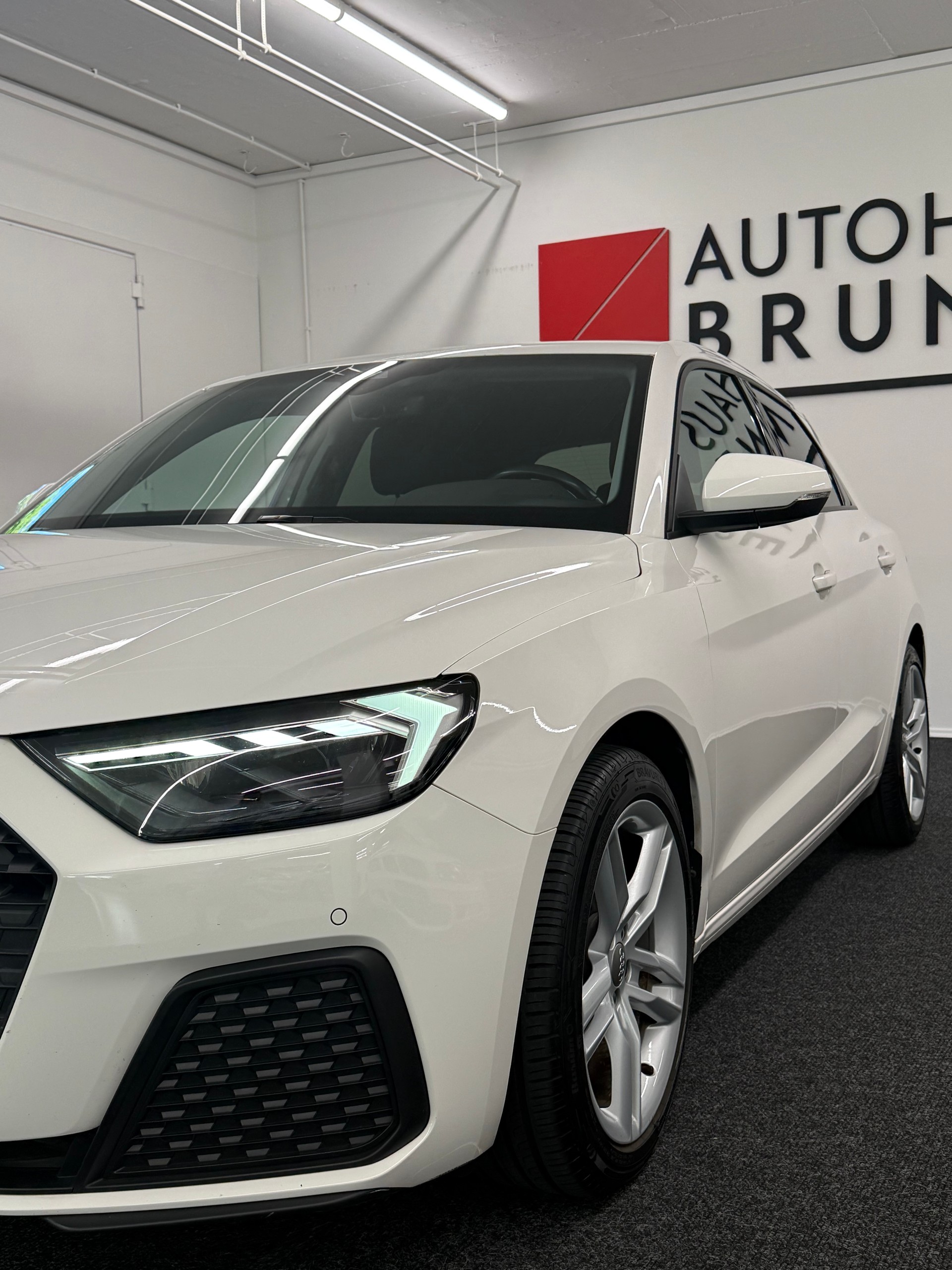 AUDI A1 Sportback 30 TFSI S-tronic-image-9