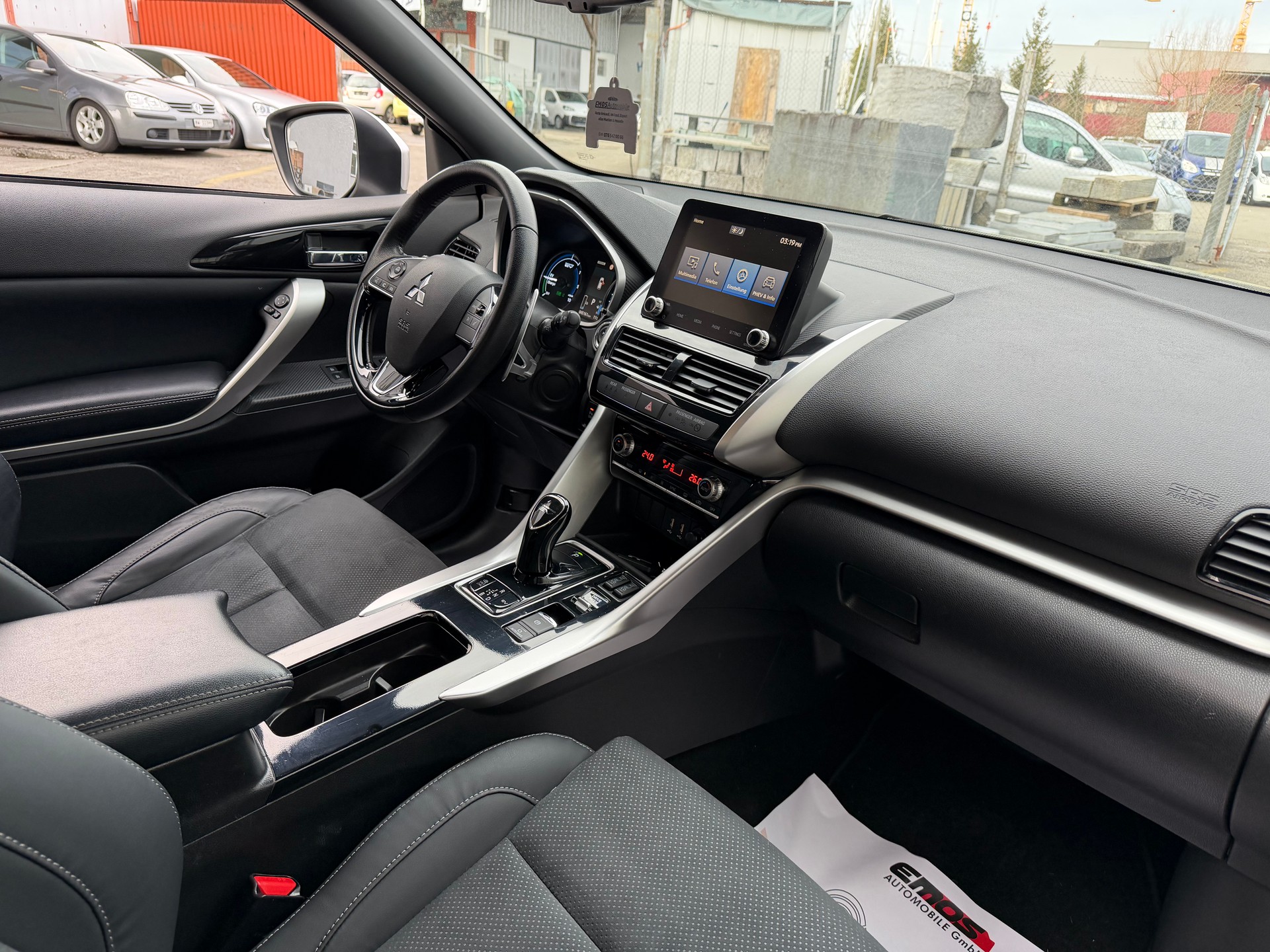 MITSUBISHI Eclipse Cross 2.4 PHEV Instyle 4WD ** Frisch MFK ** Anhängerkupplung 1500**-image-7