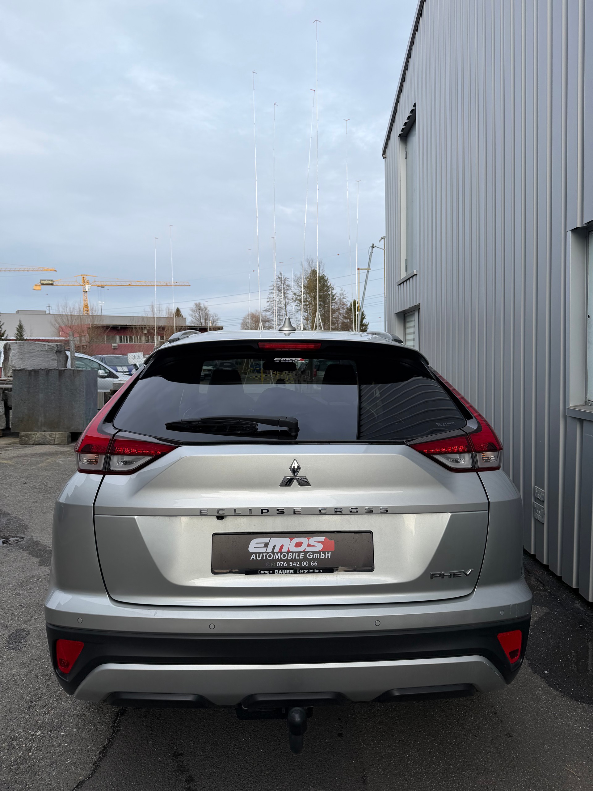 MITSUBISHI Eclipse Cross 2.4 PHEV Instyle 4WD ** Frisch MFK ** Anhängerkupplung 1500**-image-4