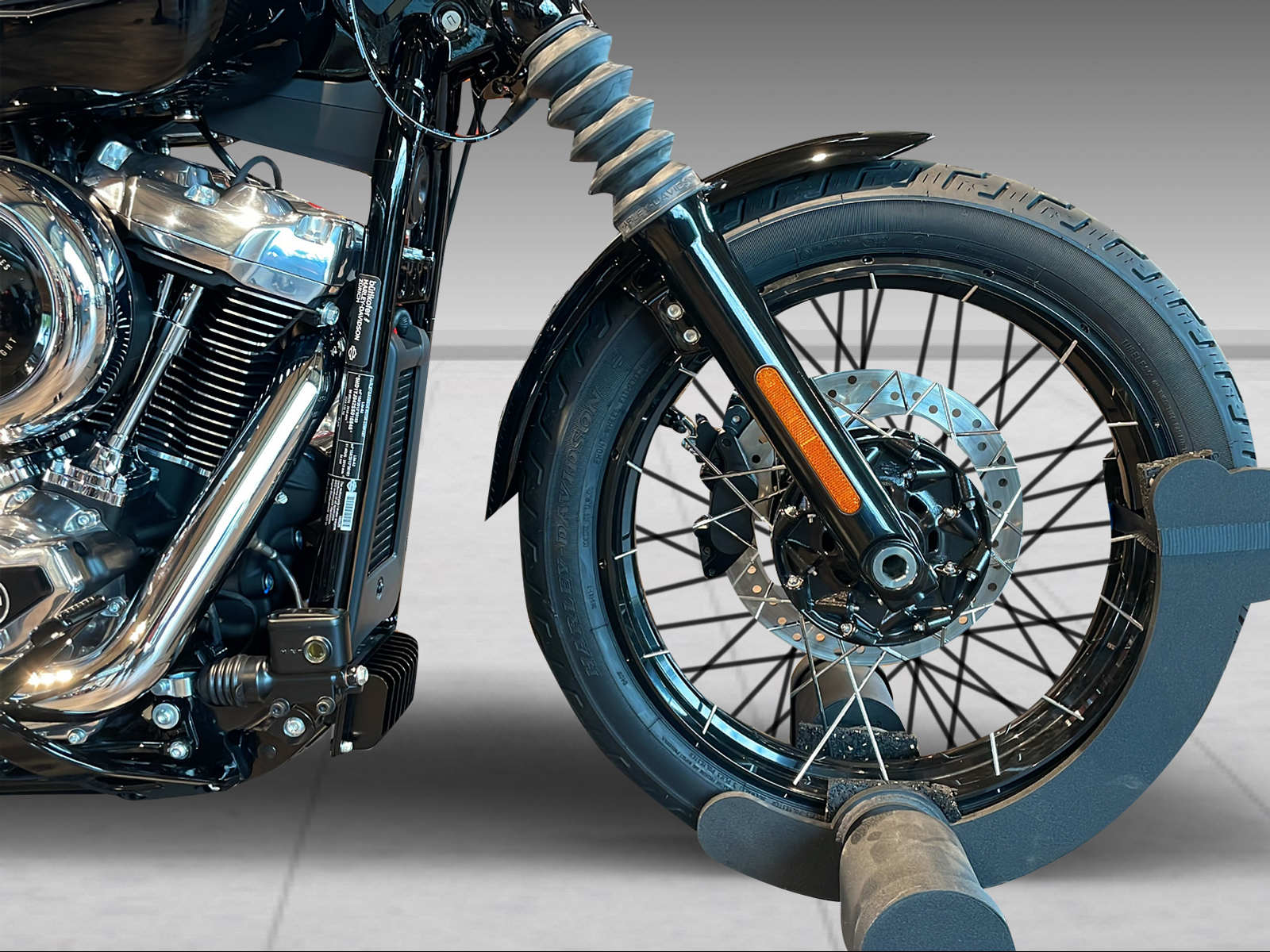HARLEY-DAVIDSON FXBB Street Bob 117ci-image-8