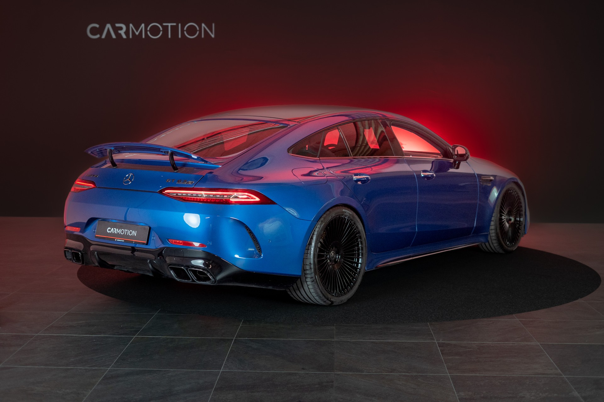 MERCEDES-BENZ AMG GT 63 S 4matic+ / 21" Aversus / Sportsitze / Burmester-showroom-element-3