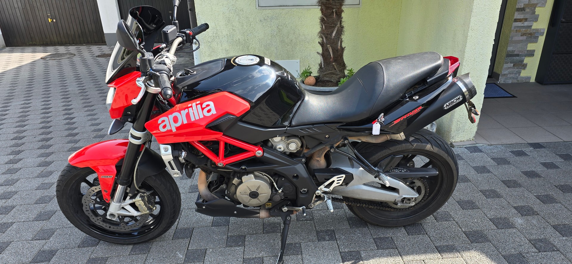 APRILIA SL 750 Shiver ABS-image-10