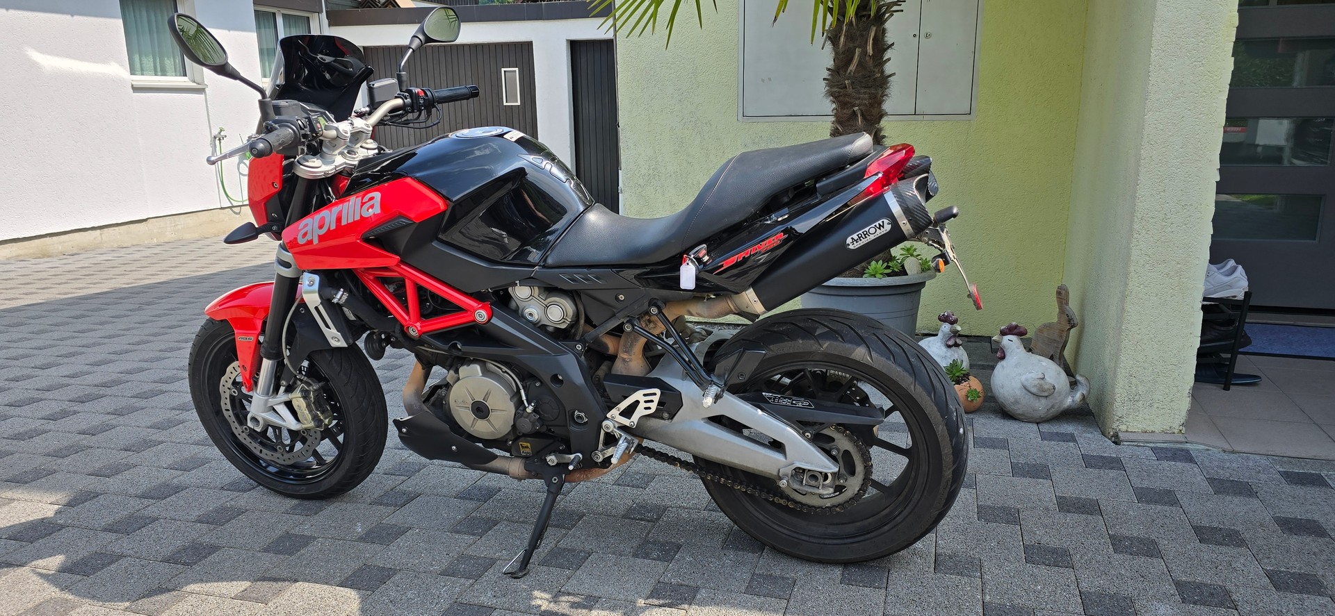 APRILIA SL 750 Shiver ABS-image-9