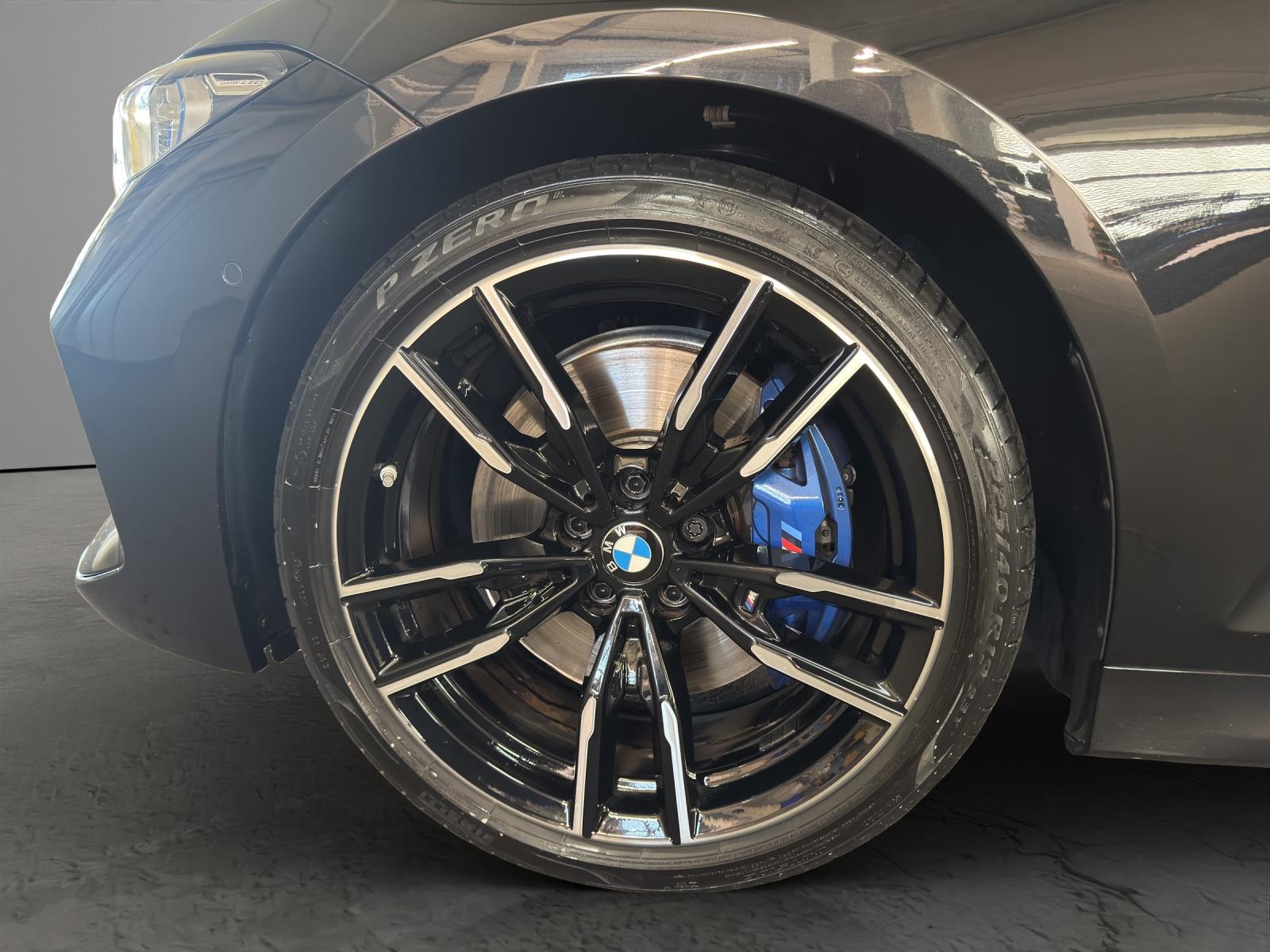 BMW M340i xDrive Touring-image-4