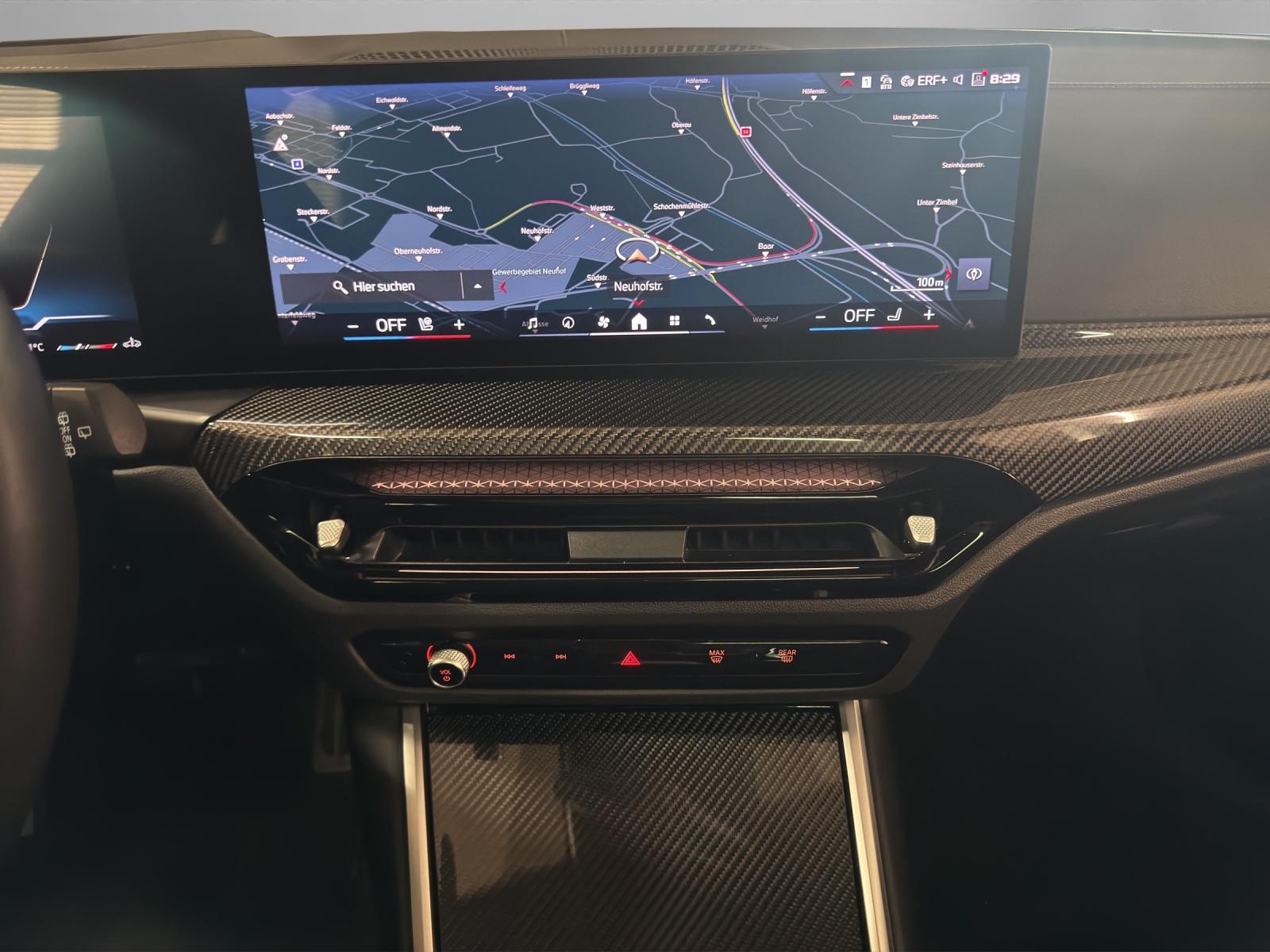 BMW M340i xDrive Touring-image-12