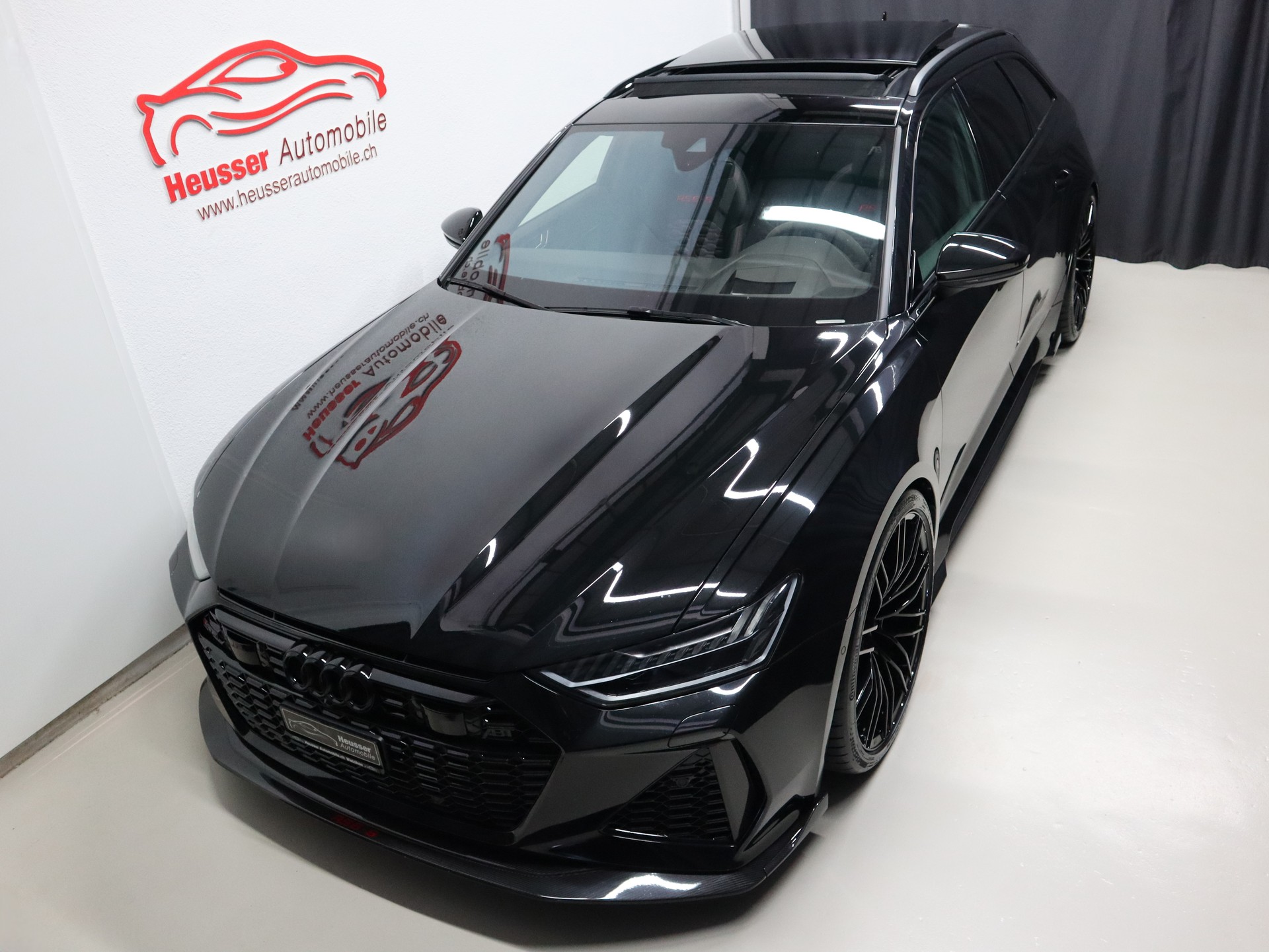 AUDI RS6-S ABT 4.0 TFSI V8 quattro - CH-Fahrzeug - Dynamik Paket PLUS - Carbon Paket - Panorama - Keramik - Standheizung - 700 PS-showroom-element-2