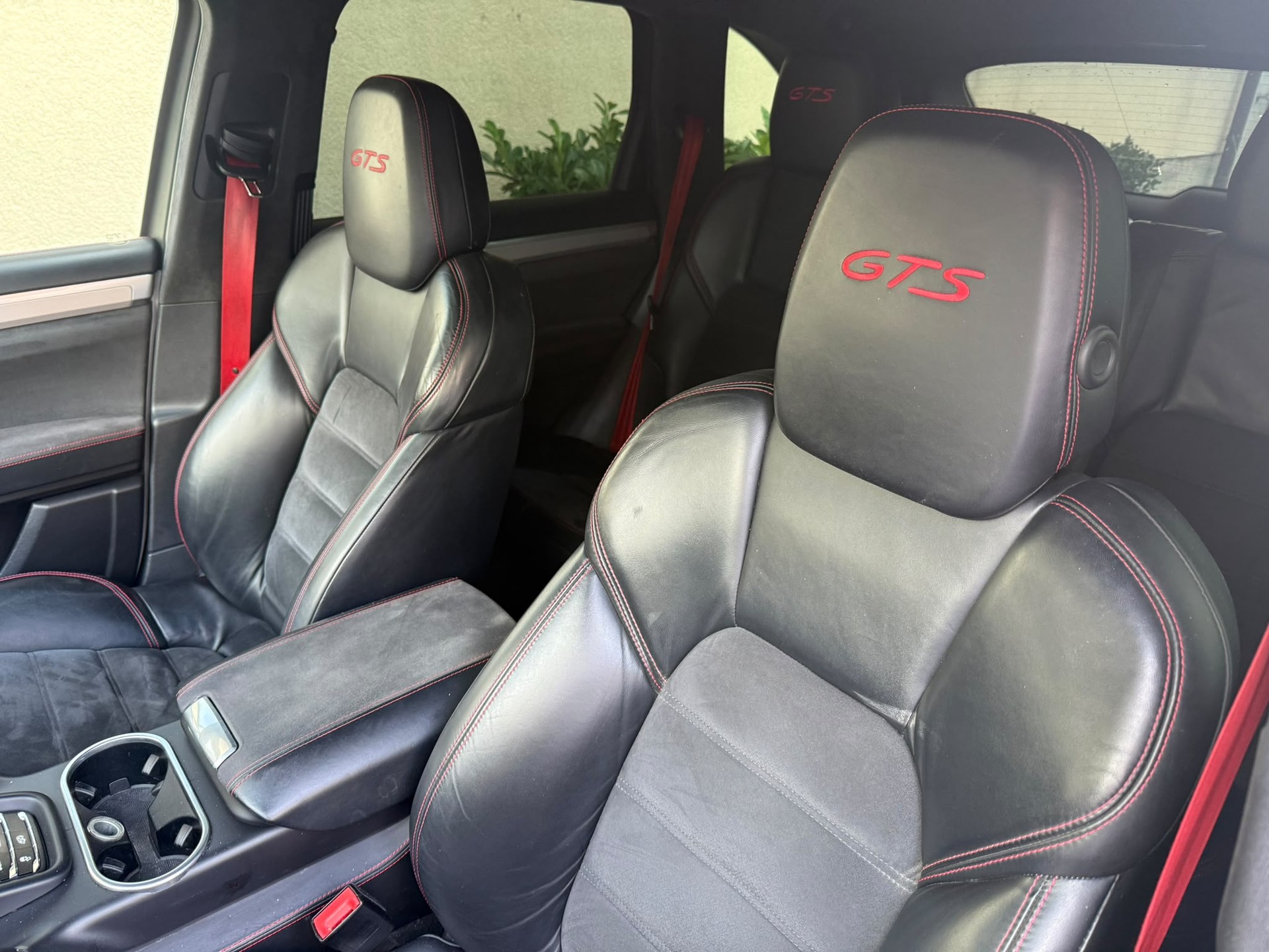 PORSCHE Cayenne GTS-image-11