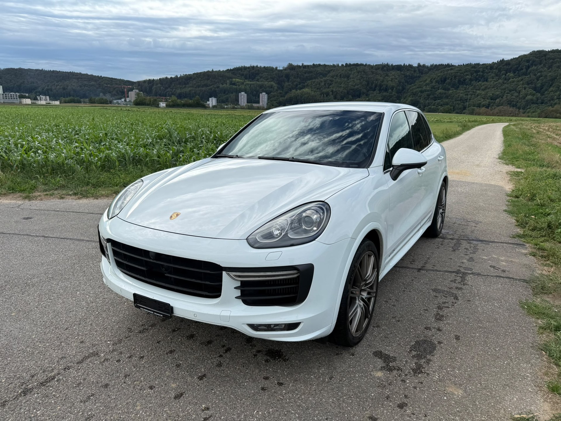 PORSCHE Cayenne GTS