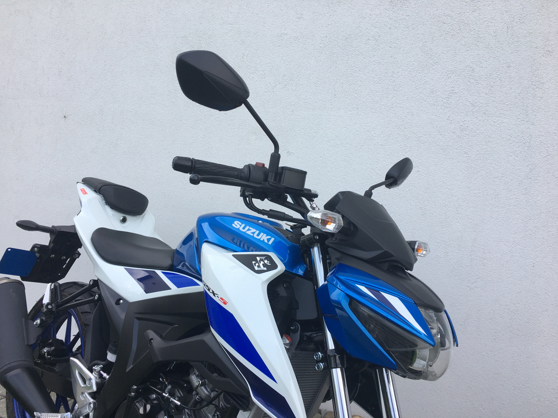 SUZUKI GSX-S 125-image-3