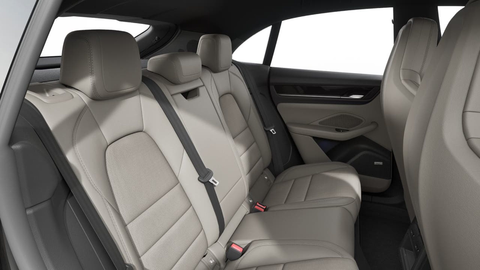 PORSCHE Macan 4S-image-12