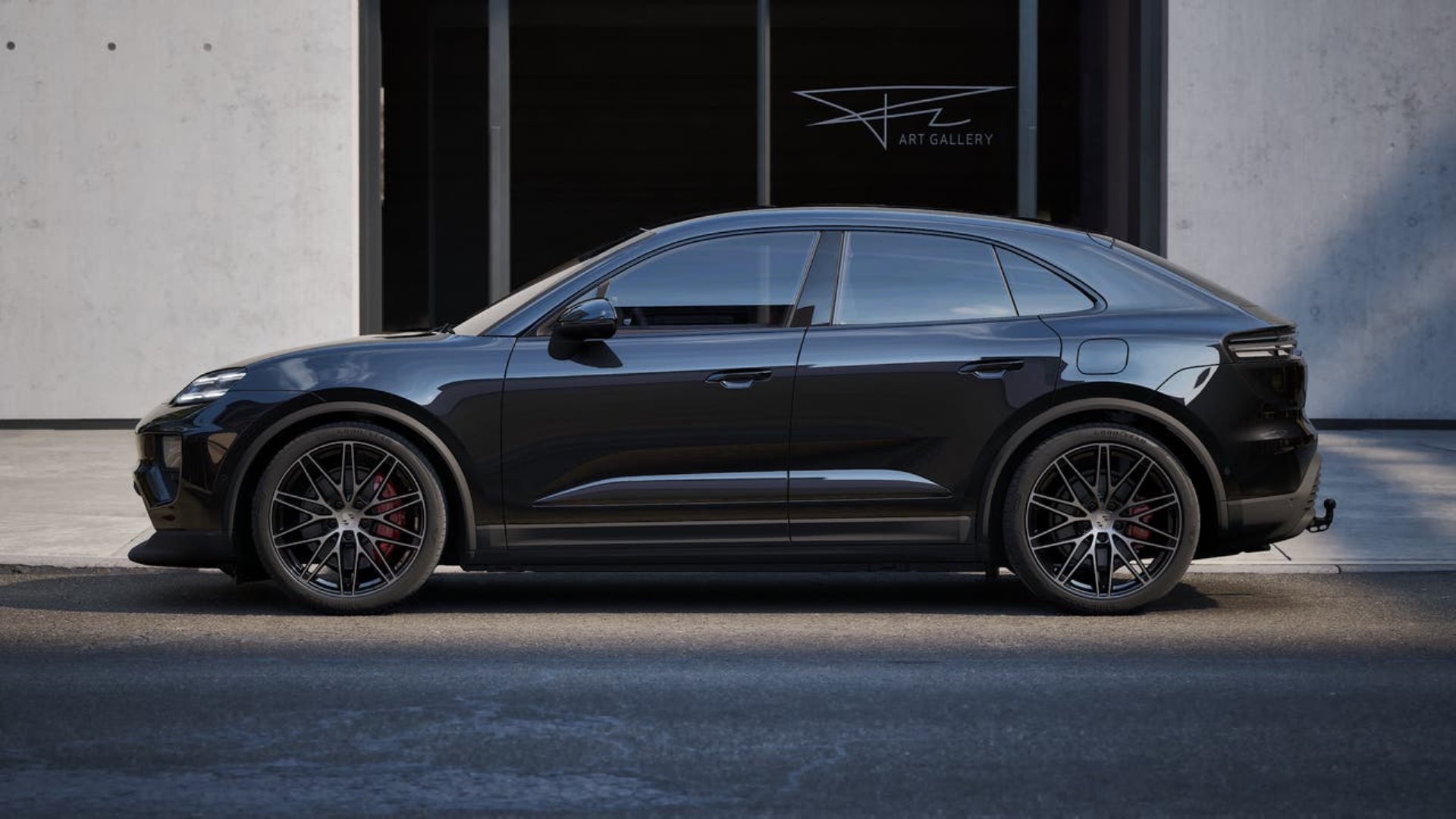 PORSCHE Macan 4S-showroom-element-1