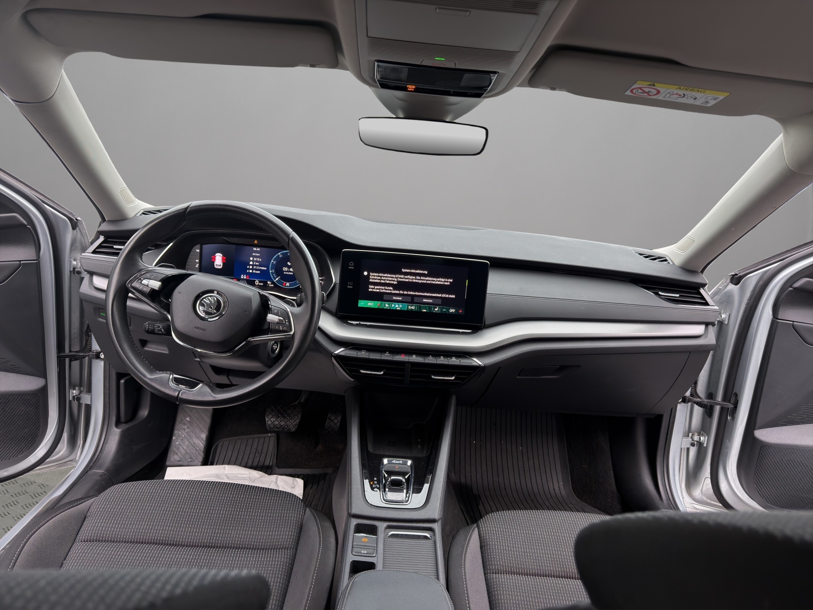 SKODA Octavia Combi 2.0 TDI DSG Ambition 4x4-image-17