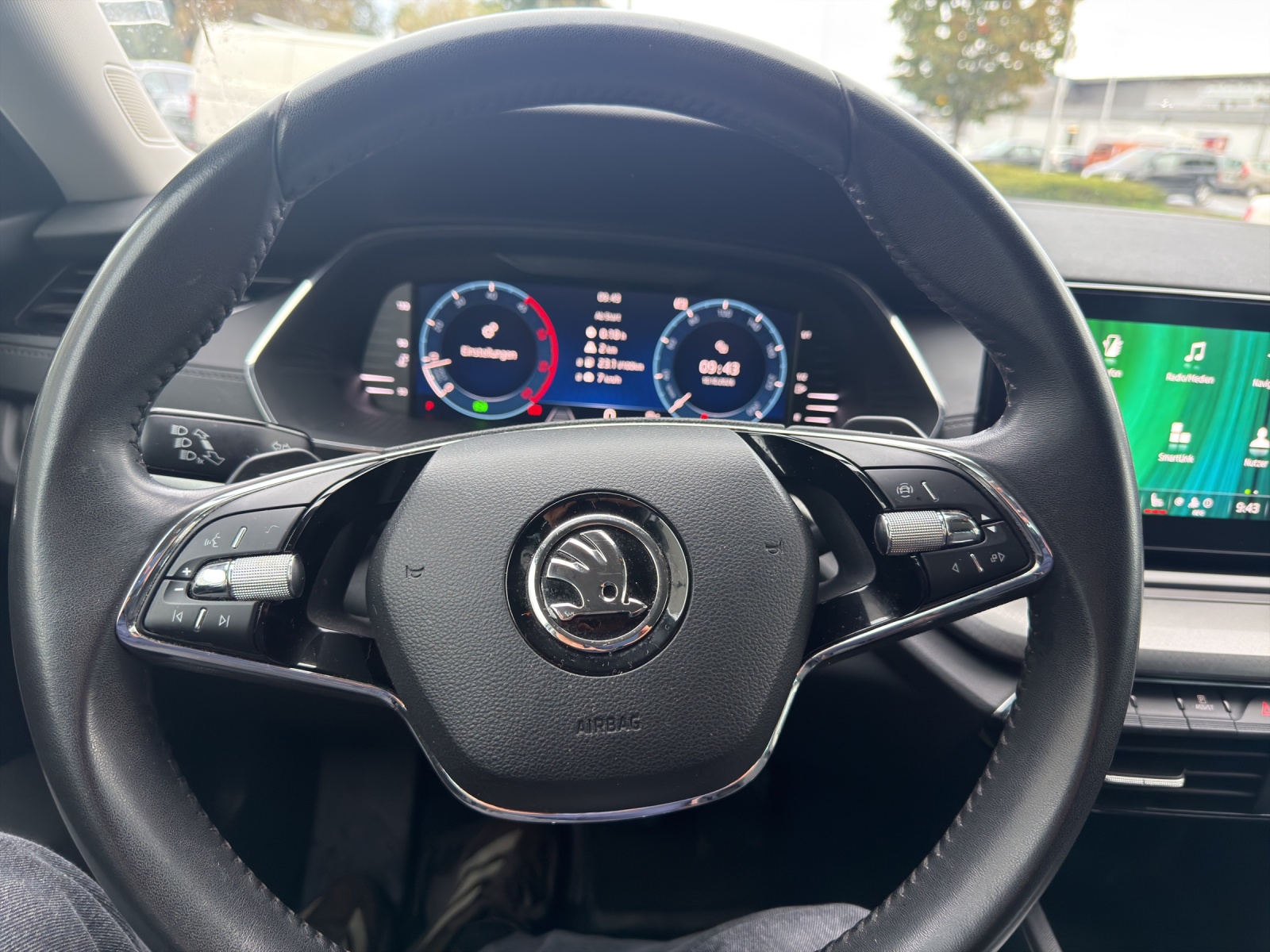 SKODA Octavia Combi 2.0 TDI DSG Ambition 4x4-image-25