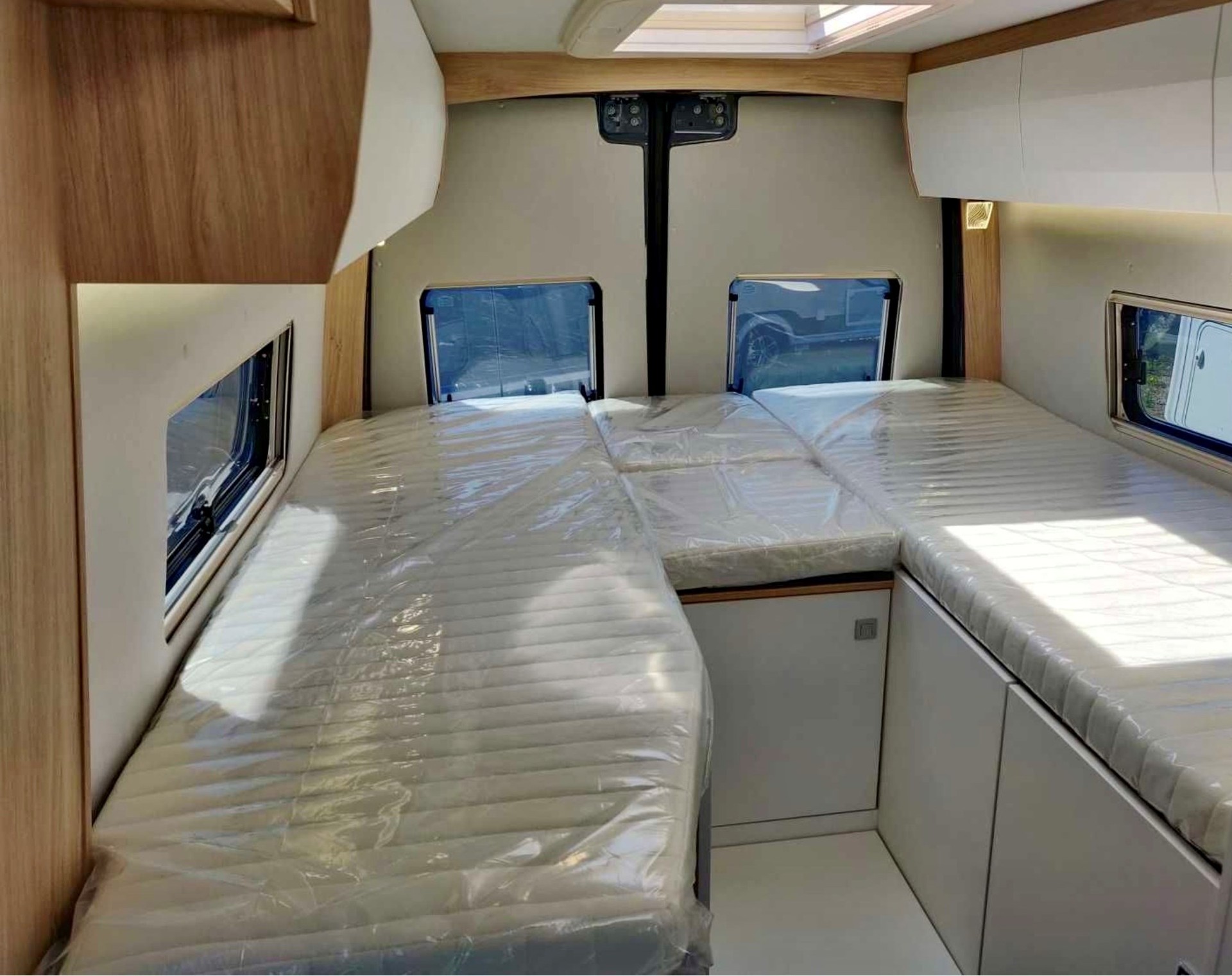 KARMANN FRANKIA YUCON 6.0 GD 4X4 Mercedes-Benz Sprinter 907-image-13