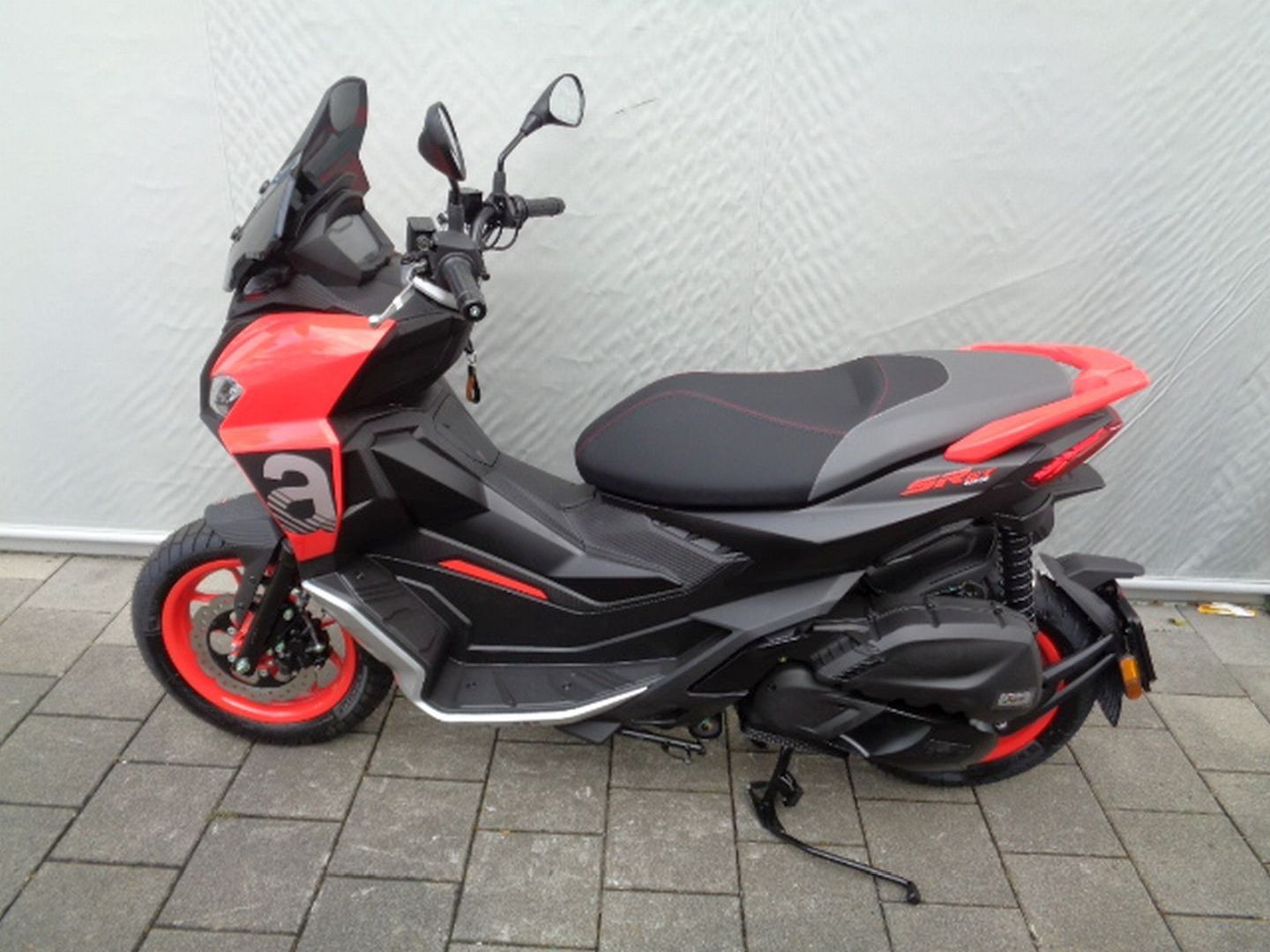 APRILIA SR GT 125 SPORT-image-7